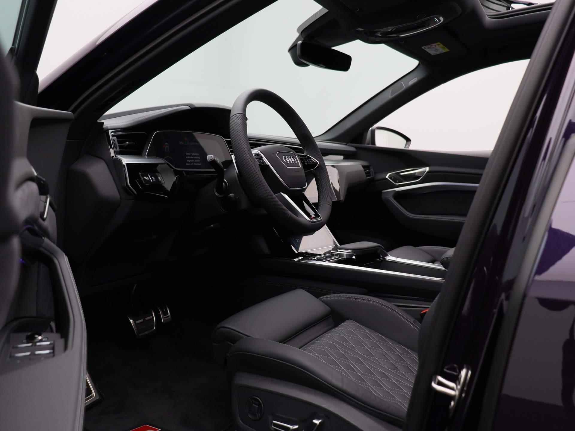 Audi Q8 e-tron S quattro SQ8 115 kWh Navigatie | Camera | Leder | Stoelverwarming | Panorama dak | Cruise Controle | - 43/69