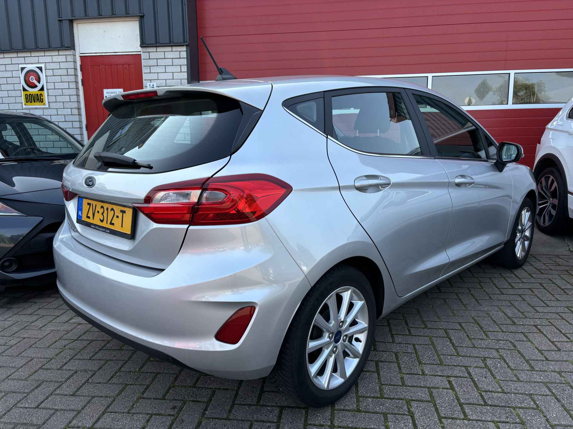 Ford Fiesta 1.0 EcoBoost 100PK Titanium CLIMA / CARPLAY / NAVI / BLUETOOTH / CRUISE / DAB+ / NL-AUTO - 3/7