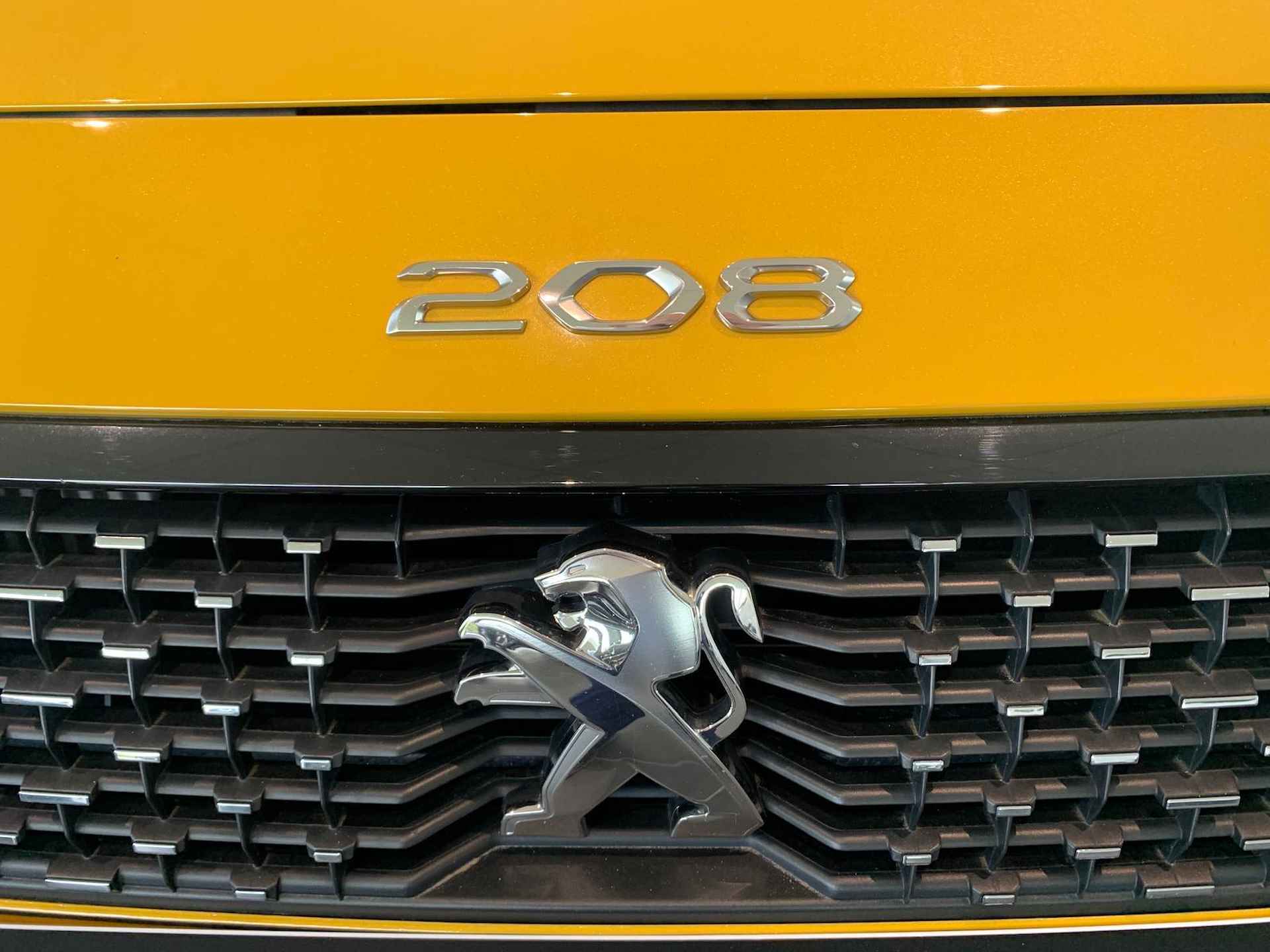 Peugeot 208 1.2 PureTech GT-Line | Navigatie | Glazen panoramadak | Apple Carplay/Android Auto - 13/38