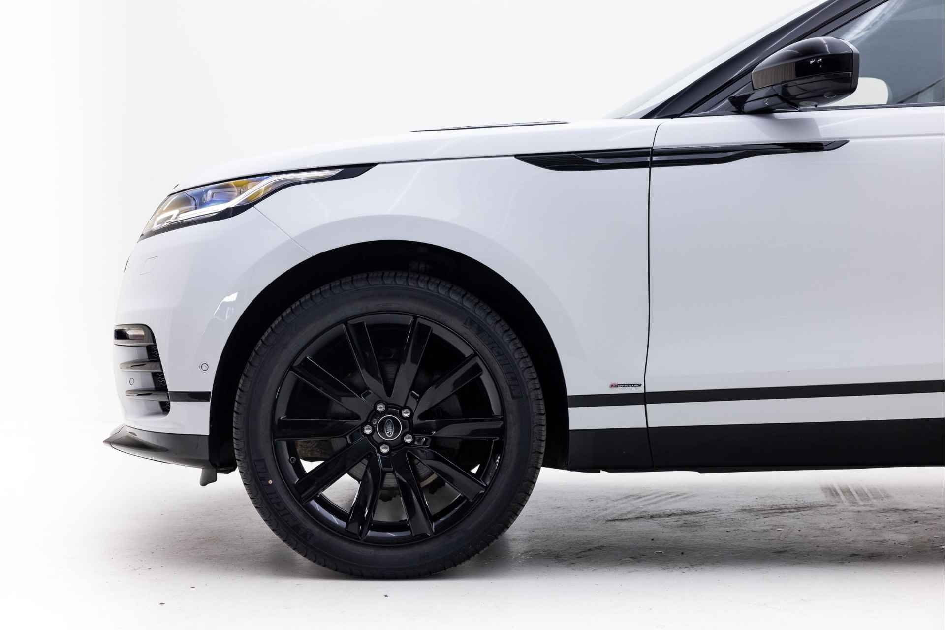 Land Rover Range Rover Velar 2.0 P250 Turbo AWD R-Dynamic SE | Black Pack | Pano | 20 Inch | 360gr Camera | Meridian Surround | Adaptieve cr control - 30/36