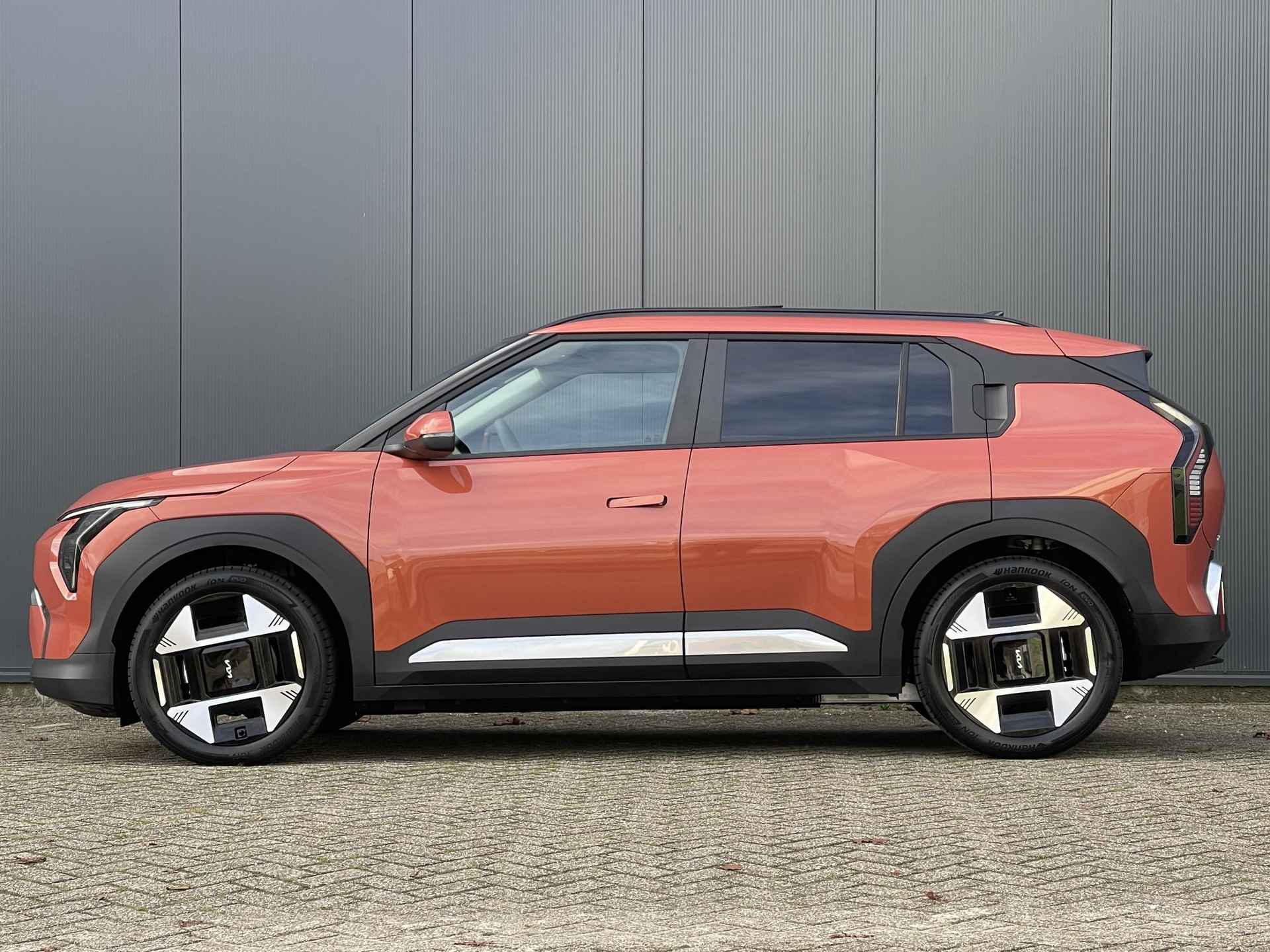 Kia EV3 Plus Advanced 58.3 kWh | *Nu icm ANWB ACTIE private lease vanaf €484,-* | *Gratis metallic lak* | Subsidie mogelijk | 408KM WLTP | Bel 079 361 64 44 voor een afspraak - 4/39