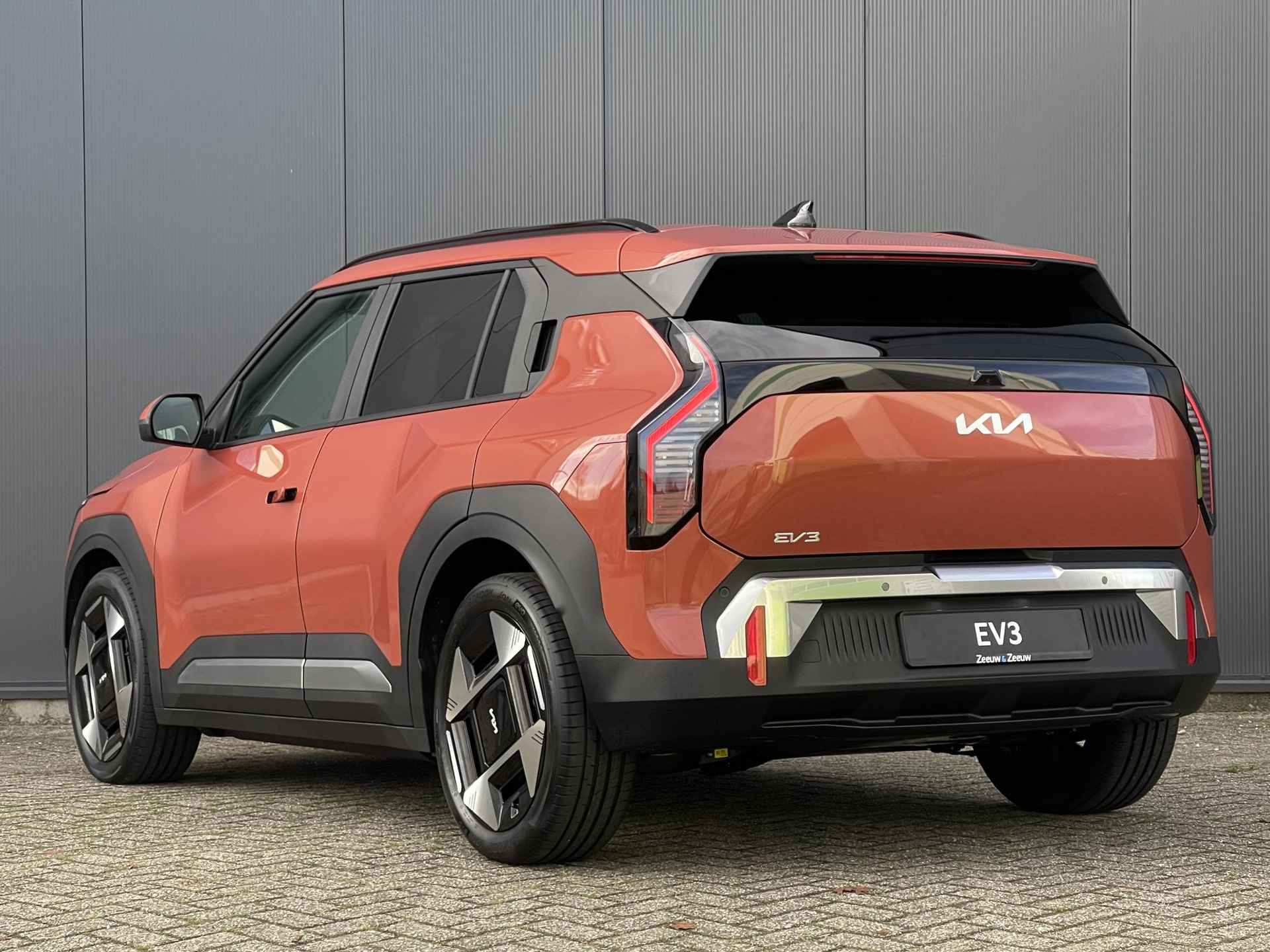 Kia EV3 Plus Advanced 58.3 kWh | *Nu icm ANWB ACTIE private lease vanaf €484,-* | *Gratis metallic lak* | Subsidie mogelijk | 408KM WLTP | Bel 079 361 64 44 voor een afspraak - 5/39