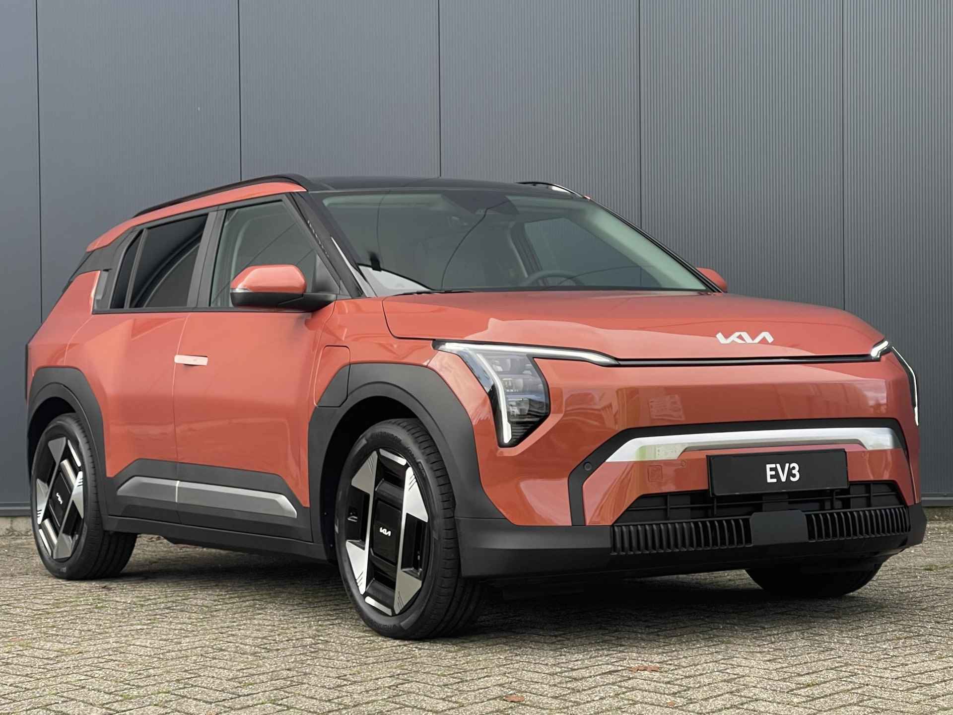 Kia EV3 Plus Advanced 58.3 kWh | *Nu icm ANWB ACTIE private lease vanaf €484,-* | *Gratis metallic lak* | Subsidie mogelijk | 408KM WLTP | Bel 079 361 64 44 voor een afspraak - 9/39