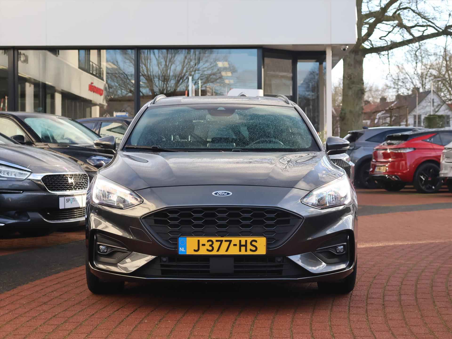 FORD Focus Wagon EcoBoost 125PK Automaat ST-Line, Rijklaarprijs | Stoelverwarming | Trekhaak | Keyless - 51/63