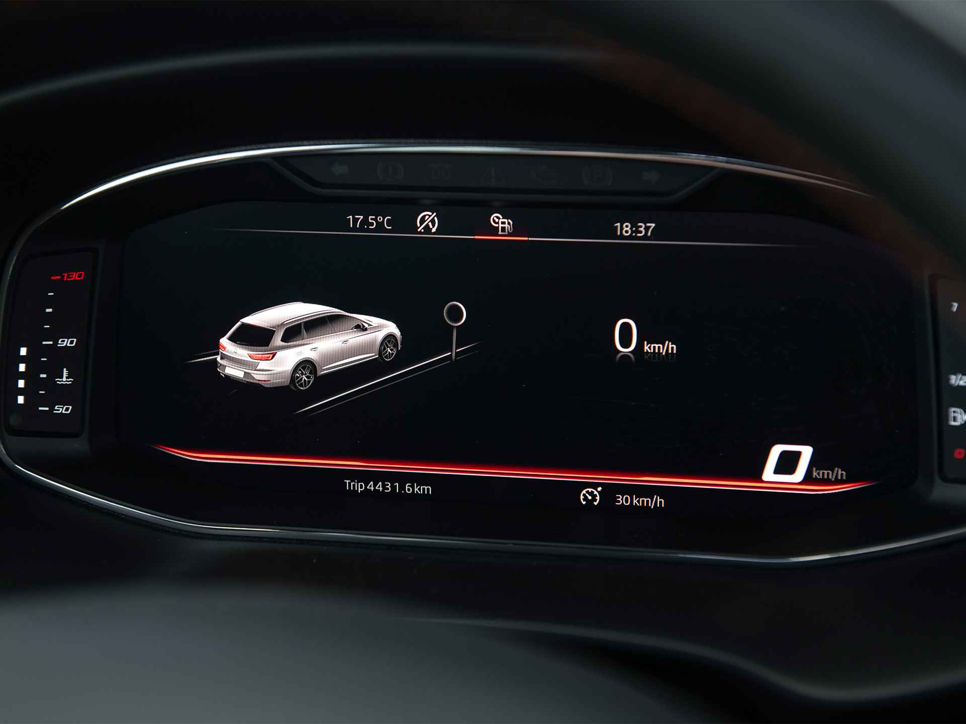 SEAT León ST 1.0 TSI FR Ultimate Edition | ACC | Pano | Navi & Apple Carplay/Android Auto | Beats Audio | Virtual Cockpit | Trekhaak | Keyless | Achteruitrijcamera | Spiegels el. inklapbaar | Stoelverwarming - 13/59