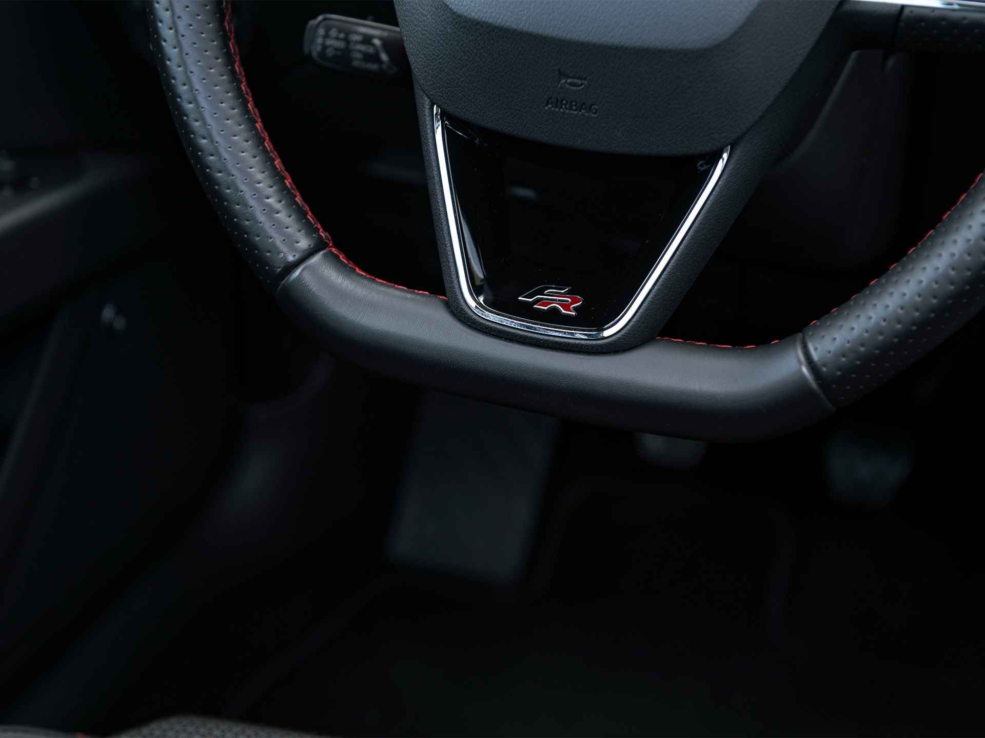 SEAT León ST 1.0 TSI FR Ultimate Edition | ACC | Pano | Navi & Apple Carplay/Android Auto | Beats Audio | Virtual Cockpit | Trekhaak | Keyless | Achteruitrijcamera | Spiegels el. inklapbaar | Stoelverwarming - 49/59