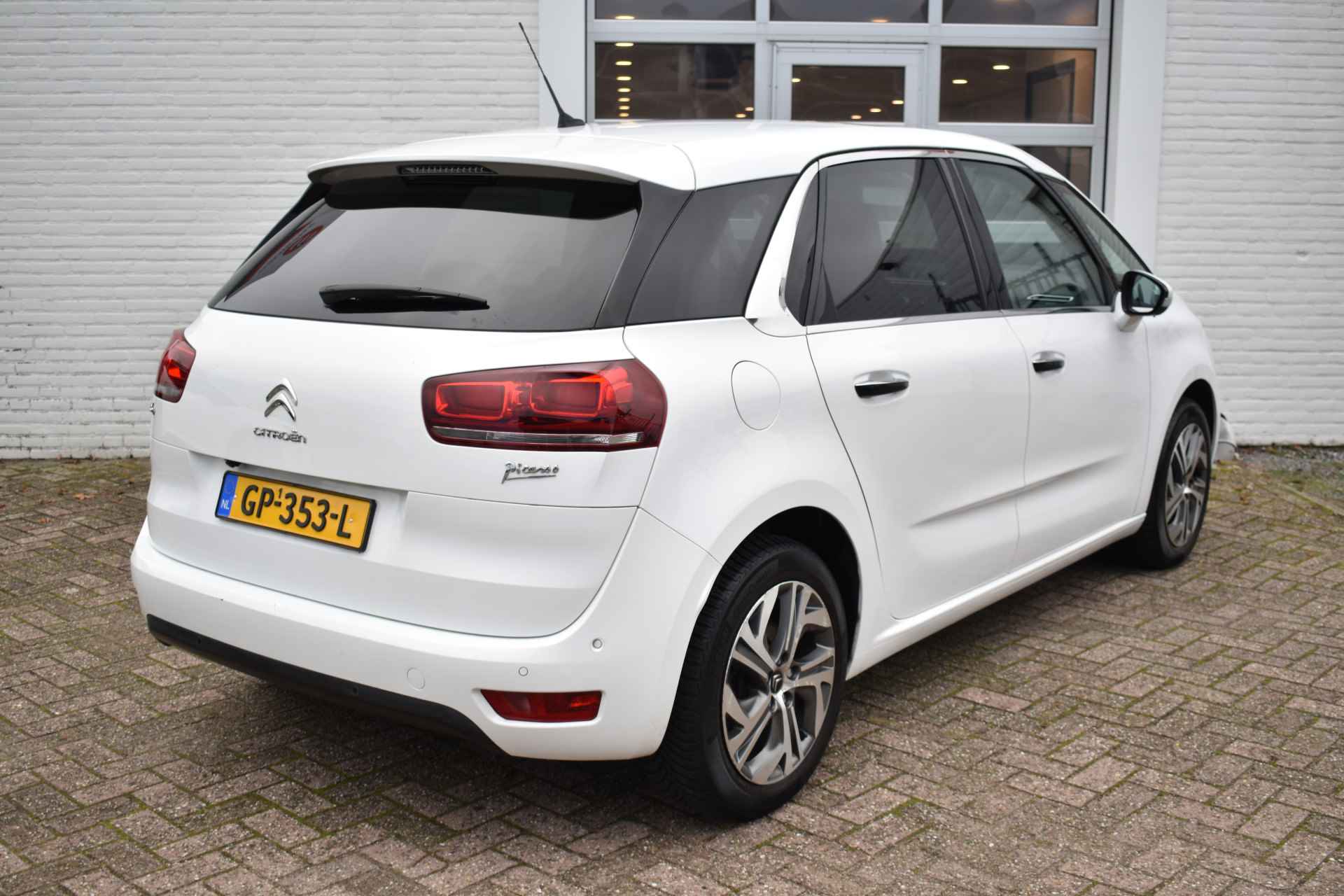 Citroën C4 Picasso PureTech 130 Intensive Navi | Airco | PDC | Camera achter | -- - 9/25