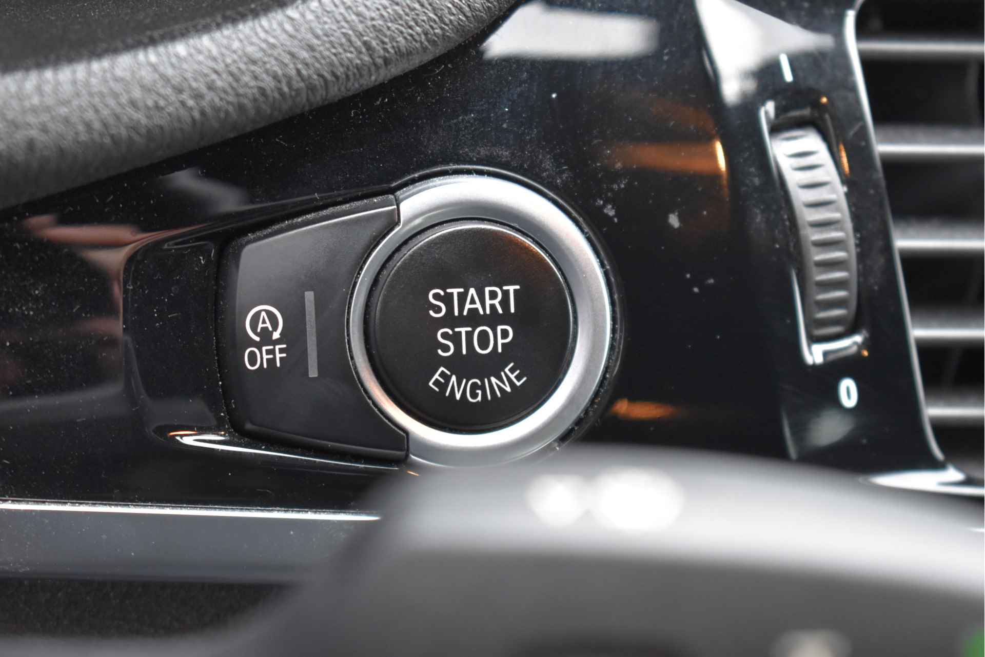 BMW X4 xDrive28i High Executive | M-Sport | Camera | Keyless | Leder | Stoleverw | Full LED - 50/62