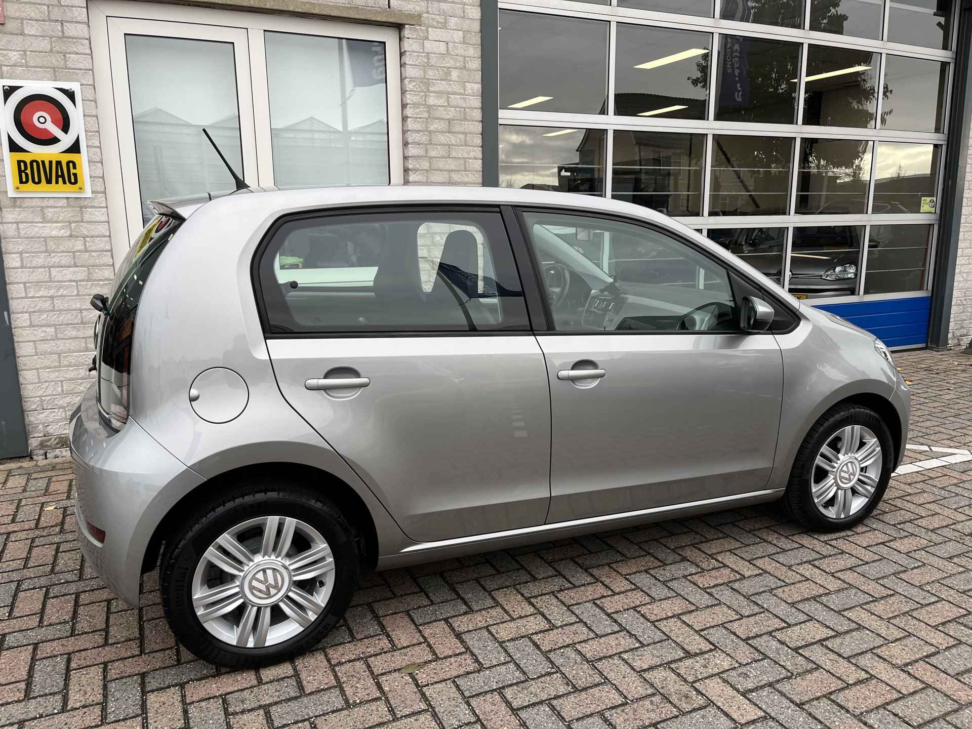 Volkswagen up! 1.0 BMT high up! / PARK. SENSOREN/ CRUISE/ BLUETOOTH/ AIRCO/ - 33/37