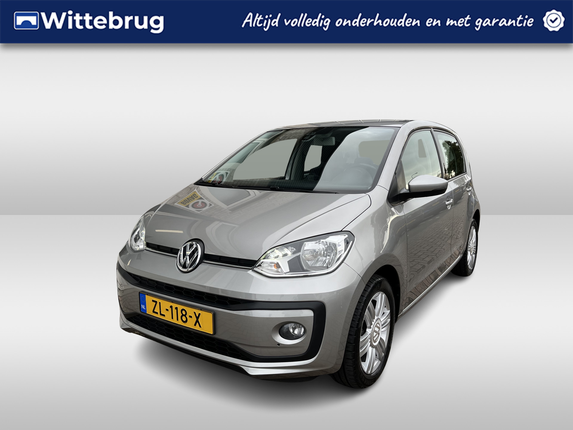 Volkswagen up! 1.0 BMT high up! / PARK. SENSOREN/ CRUISE/ BLUETOOTH/ AIRCO/