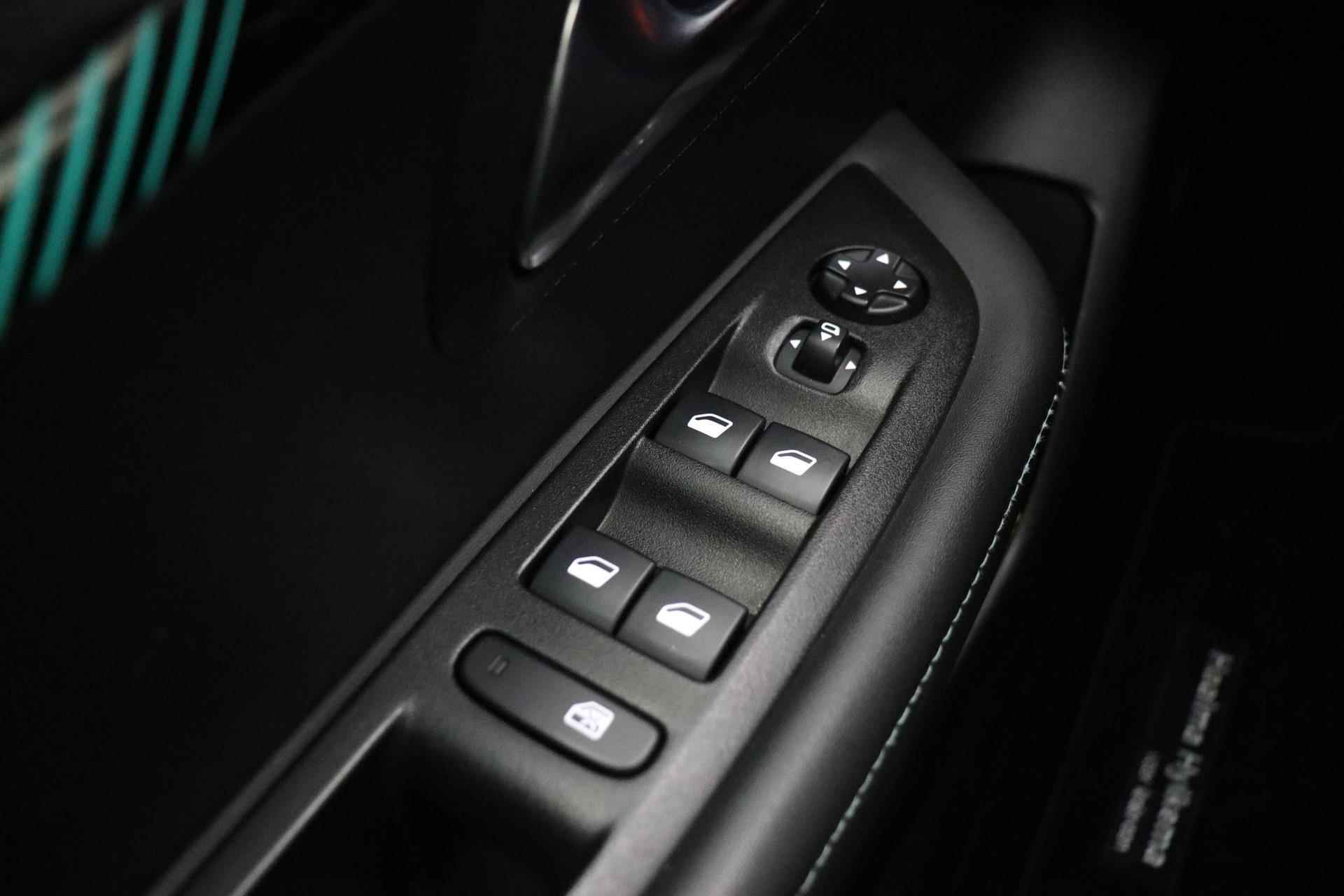 Peugeot 208 1.2 PureTech Allure 100pk | Navigatie | Achteruitrijcamera | 3D-cockpit | All-Season Banden - 20/38