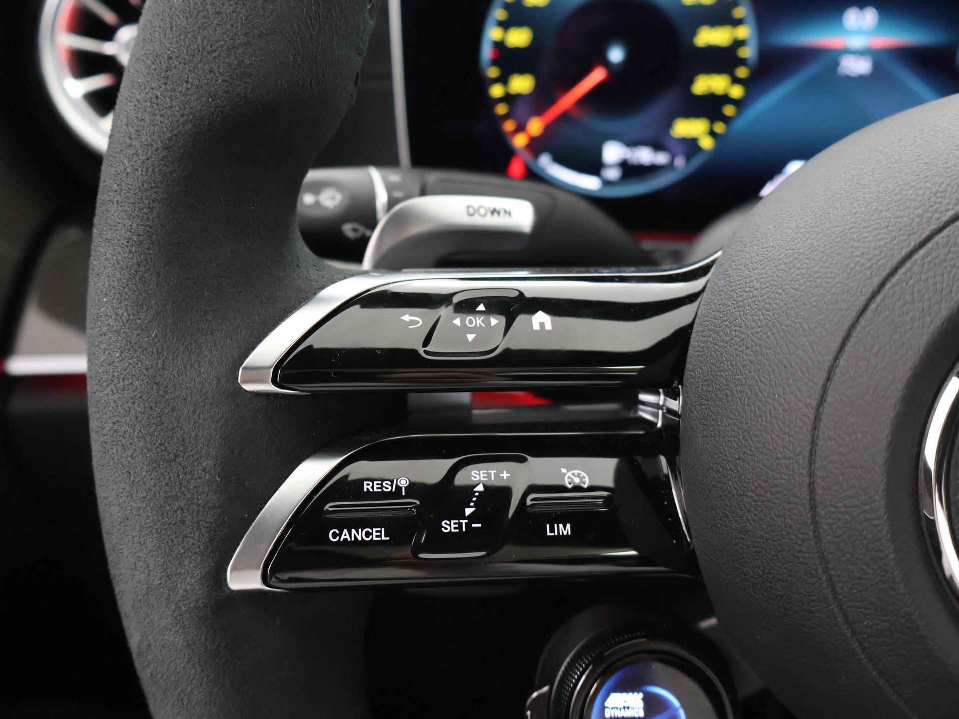 Mercedes-Benz CLS-klasse 53 AMG 4MATIC+ Premium Plus | Schuifdak | Carbon in&exterieur | Nightpakket incl. 20'' | Burmester sound | Multibeam led | 360 camera | Sfeerverlichting | Anti diefstal pakket | Head-up display | - 30/65