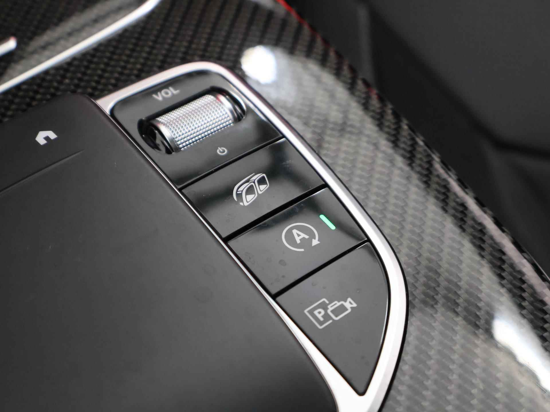 Mercedes-Benz CLS-klasse 53 AMG 4MATIC+ Premium Plus | Schuifdak | Carbon in&exterieur | Nightpakket incl. 20'' | Burmester sound | Multibeam led | 360 camera | Sfeerverlichting | Anti diefstal pakket | Head-up display | - 36/65