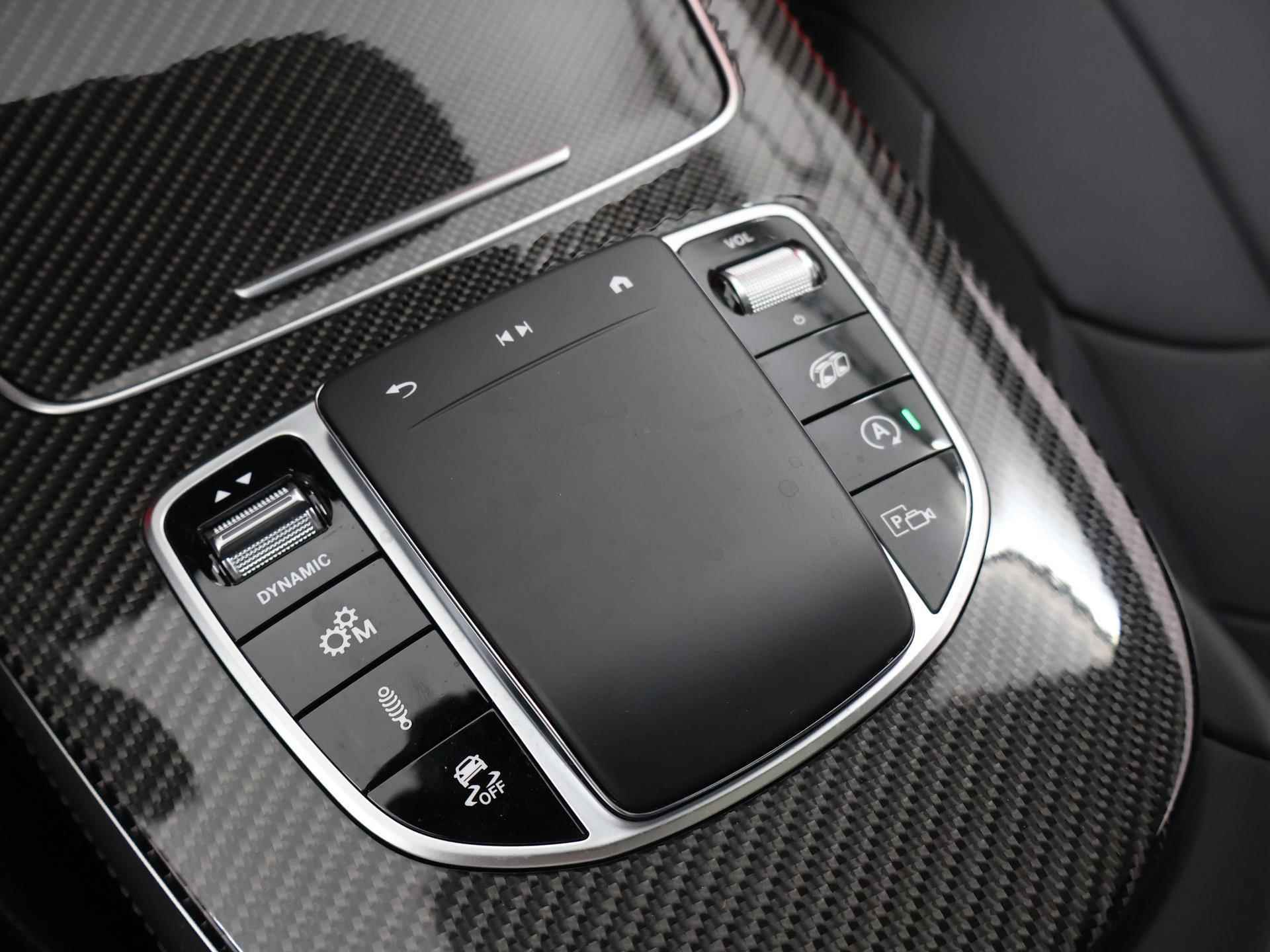 Mercedes-Benz CLS-klasse 53 AMG 4MATIC+ Premium Plus | Schuifdak | Carbon in&exterieur | Nightpakket incl. 20'' | Burmester sound | Multibeam led | 360 camera | Sfeerverlichting | Anti diefstal pakket | Head-up display | - 55/65