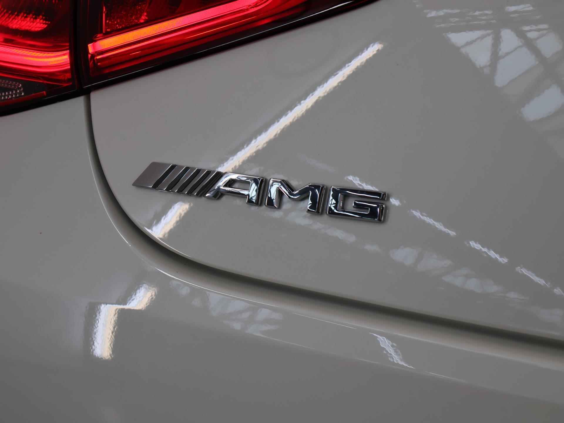 Mercedes-Benz CLS-klasse 53 AMG 4MATIC+ Premium Plus | Schuifdak | Carbon in&exterieur | Nightpakket incl. 20'' | Burmester sound | Multibeam led | 360 camera | Sfeerverlichting | Anti diefstal pakket | Head-up display | - 51/65
