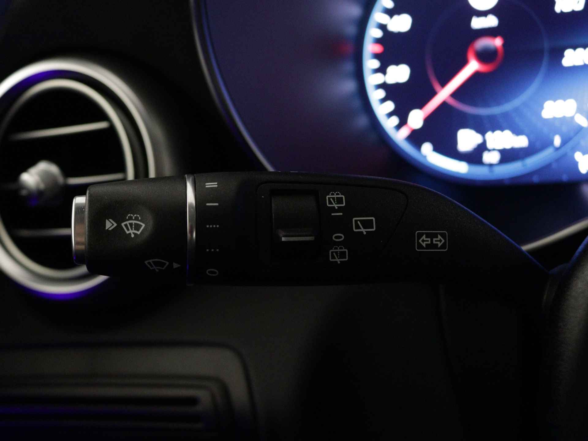 Mercedes-Benz GLC 300 e 4M AMG Plug-In Hybride Limited | 360°-camera | Trekhaak | Multibeam Koplampen | Elektrische Achterklep | Inclusief 24 maanden MB Certified garantie voor Europa. - 20/39
