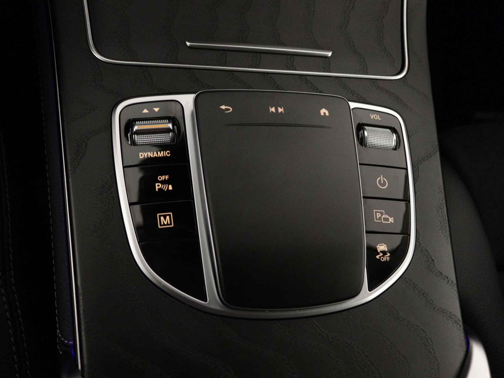 Mercedes-Benz GLC 300 e 4M AMG Plug-In Hybride Limited | 360°-camera | Trekhaak | Multibeam Koplampen | Elektrische Achterklep | Inclusief 24 maanden MB Certified garantie voor Europa. - 29/39