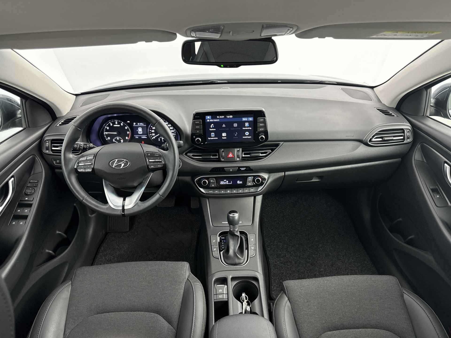 Hyundai i30 Wagon 1.0 T-GDi MHEV Comfort Smart // KEYLESS // HALF LEDER // AUTOMAAT // - 3/24