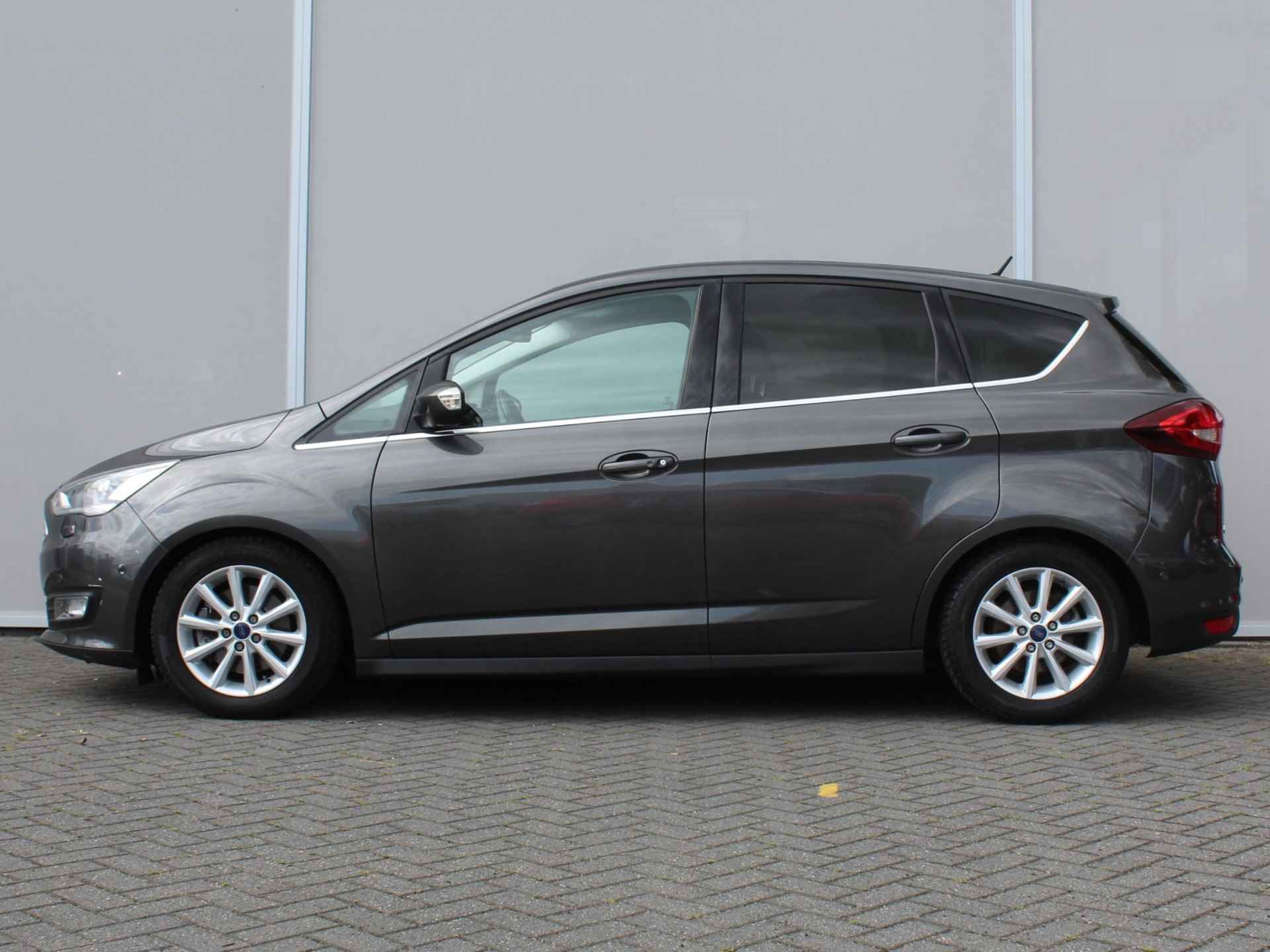 Ford C-Max 1.5 Titanium | Xenon | Elektr. Stoel | Half/Leder | Camera | Zeer Luxe | Trekhaak | Winter Pack | - 2/29