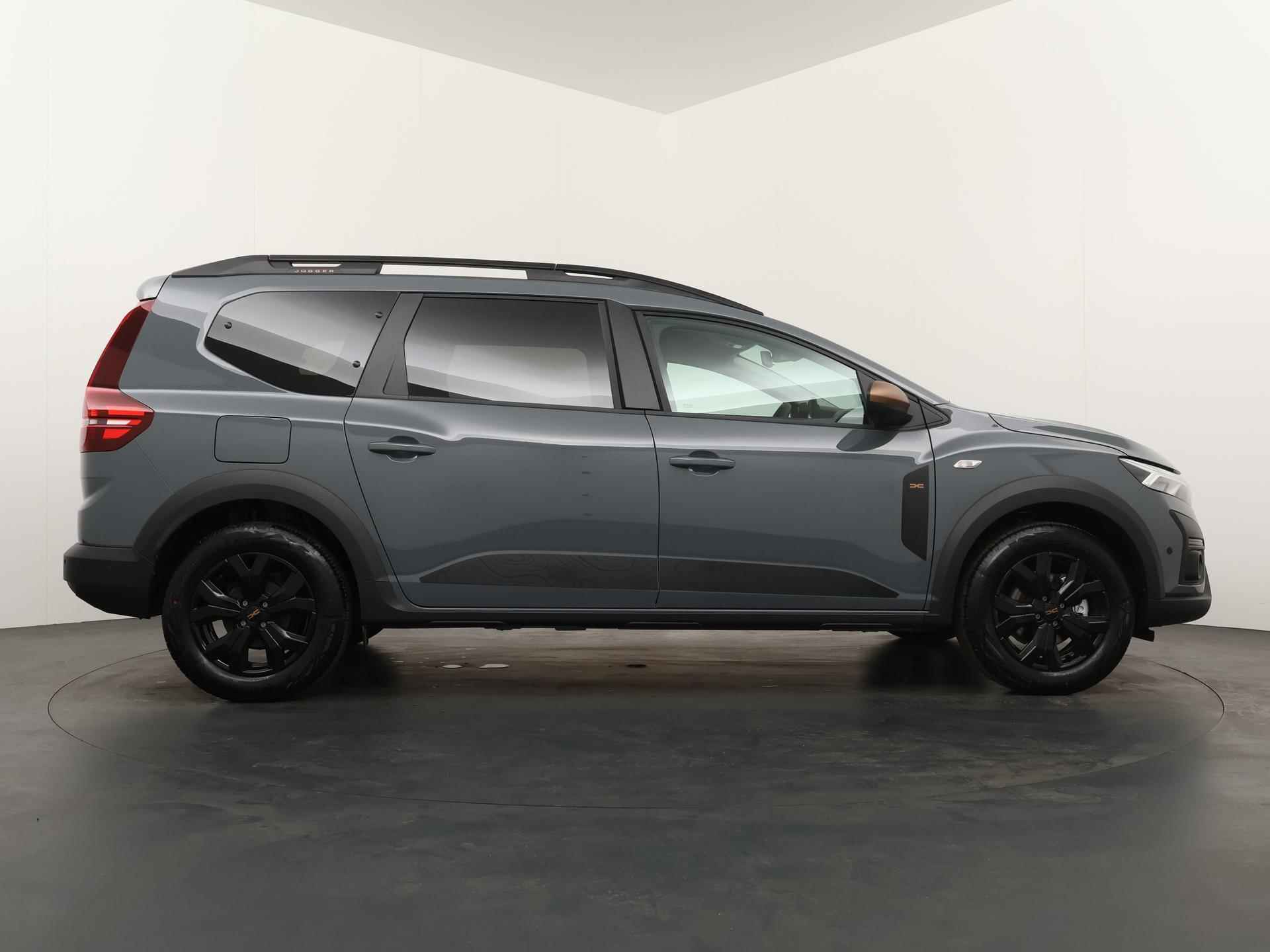 Dacia Jogger 1.6 Hybrid 140 Extreme 7p. - 7/33