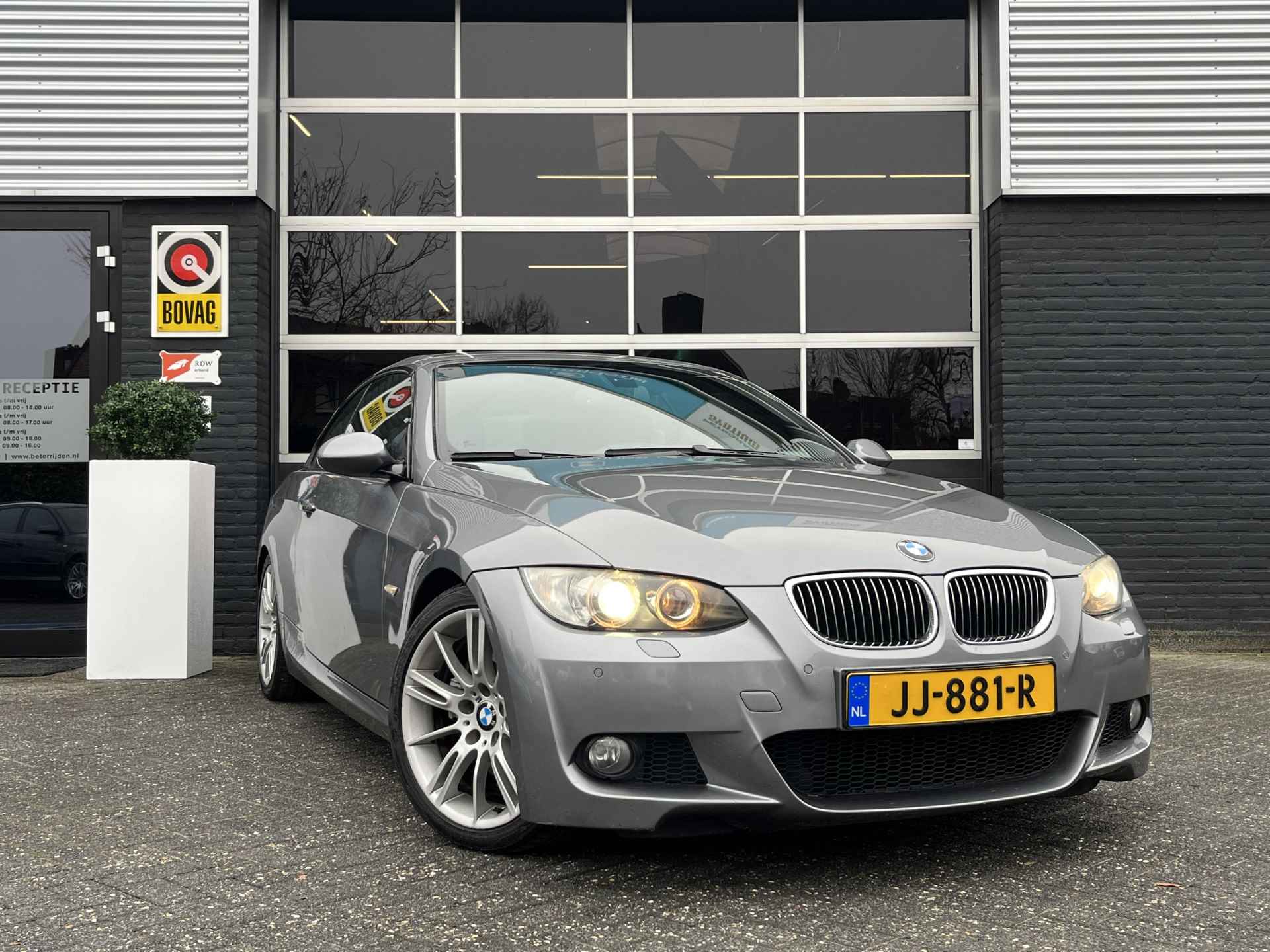 BMW 3 Serie Cabrio 325i, M-pakket, Automaat, Cruise, Navi, Leder - 17/20