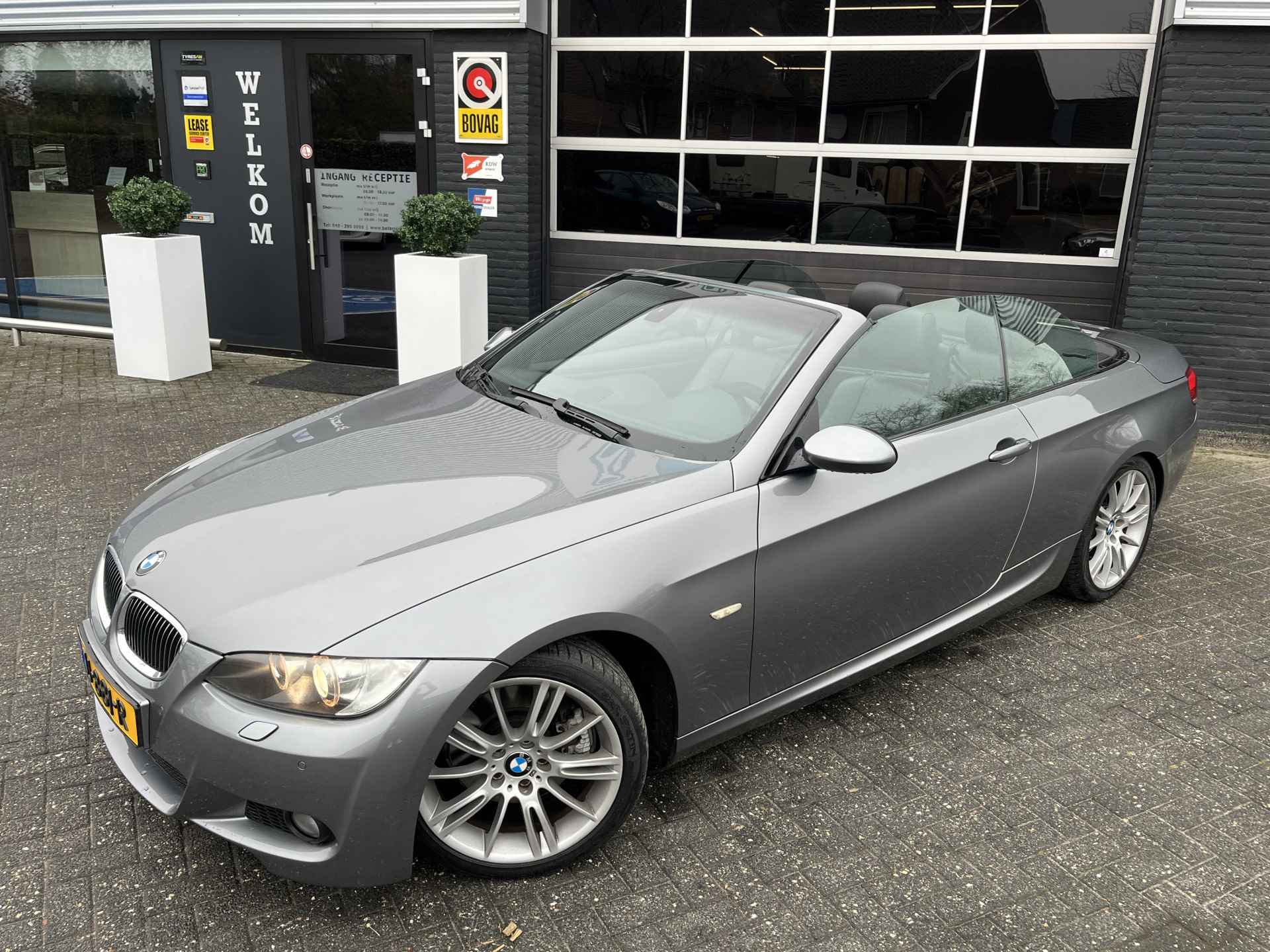 BMW 3 Serie Cabrio 325i, M-pakket, Automaat, Cruise, Navi, Leder - 19/20