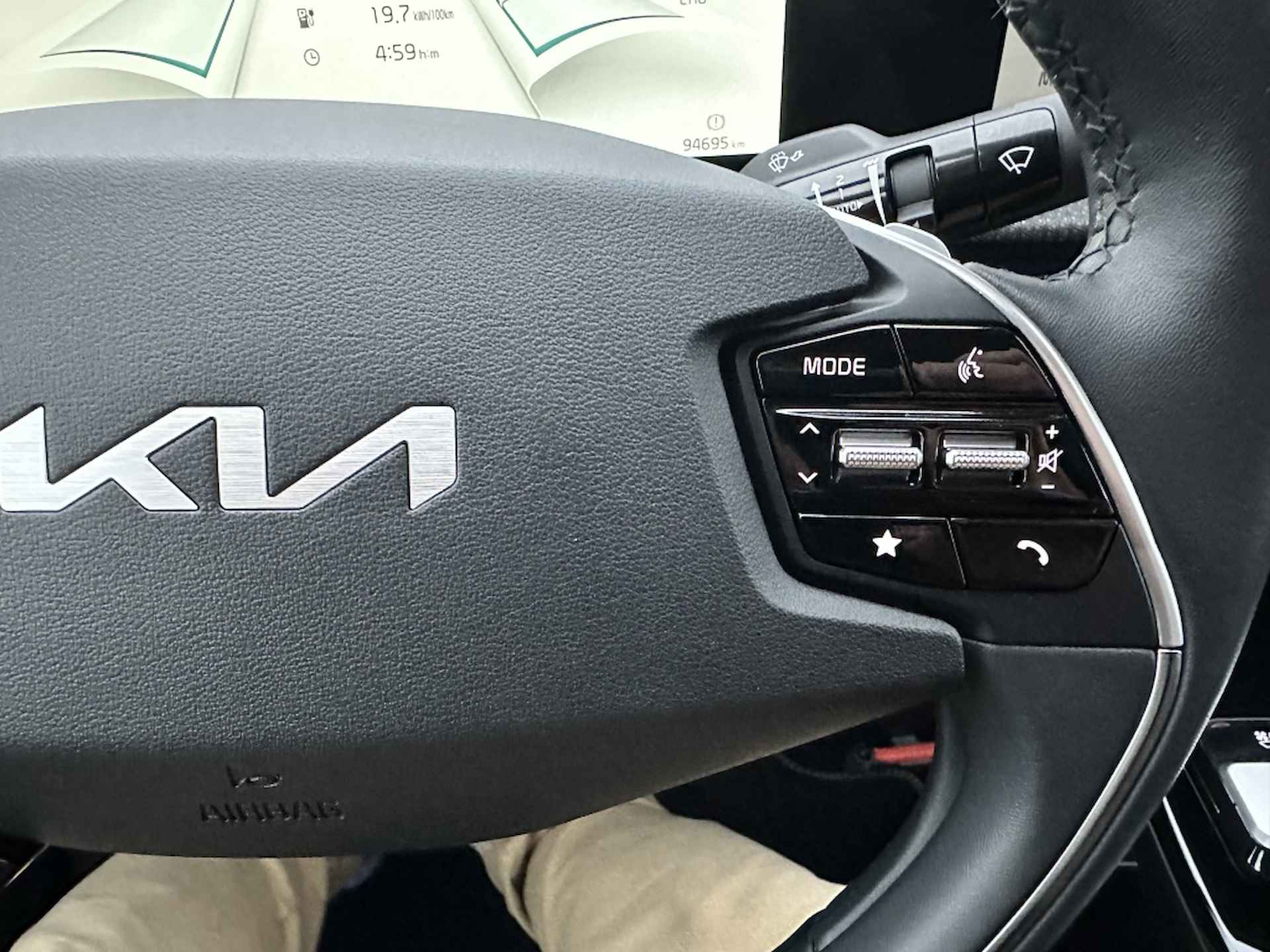 Kia EV6 Plus 77.4 kWh - 27/40