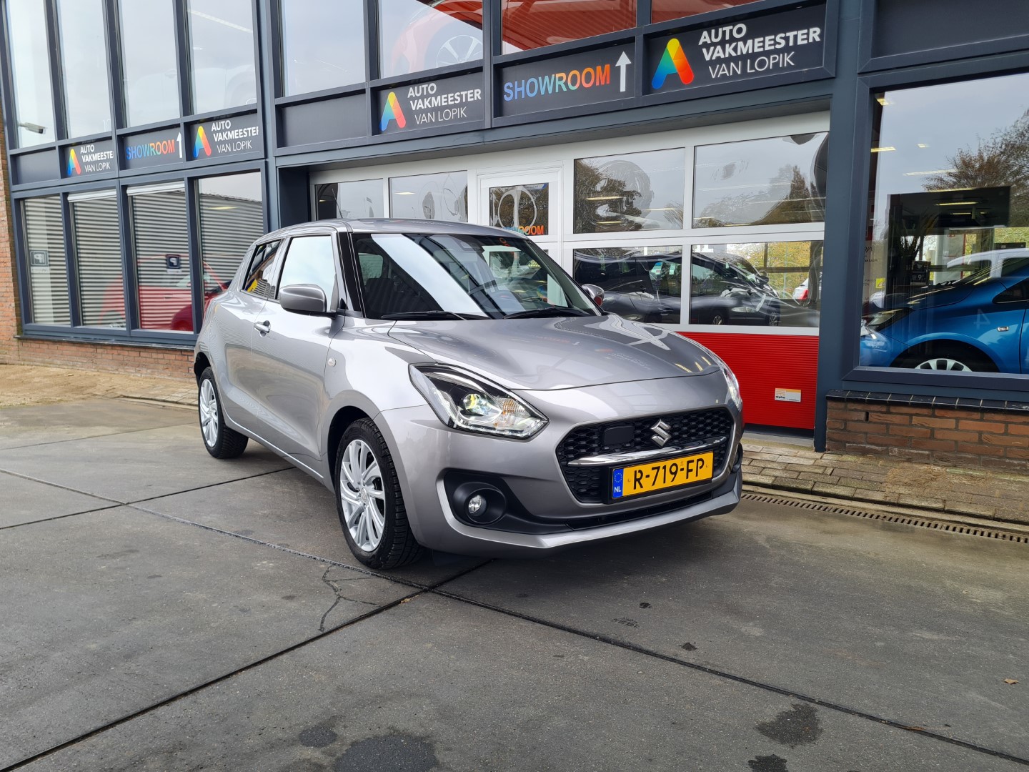 SUZUKI Swift 1.2 DualJet 83pk  Hybr Select Camera Carplay Navi Dab All-in prijs + 12 mnd garantie!