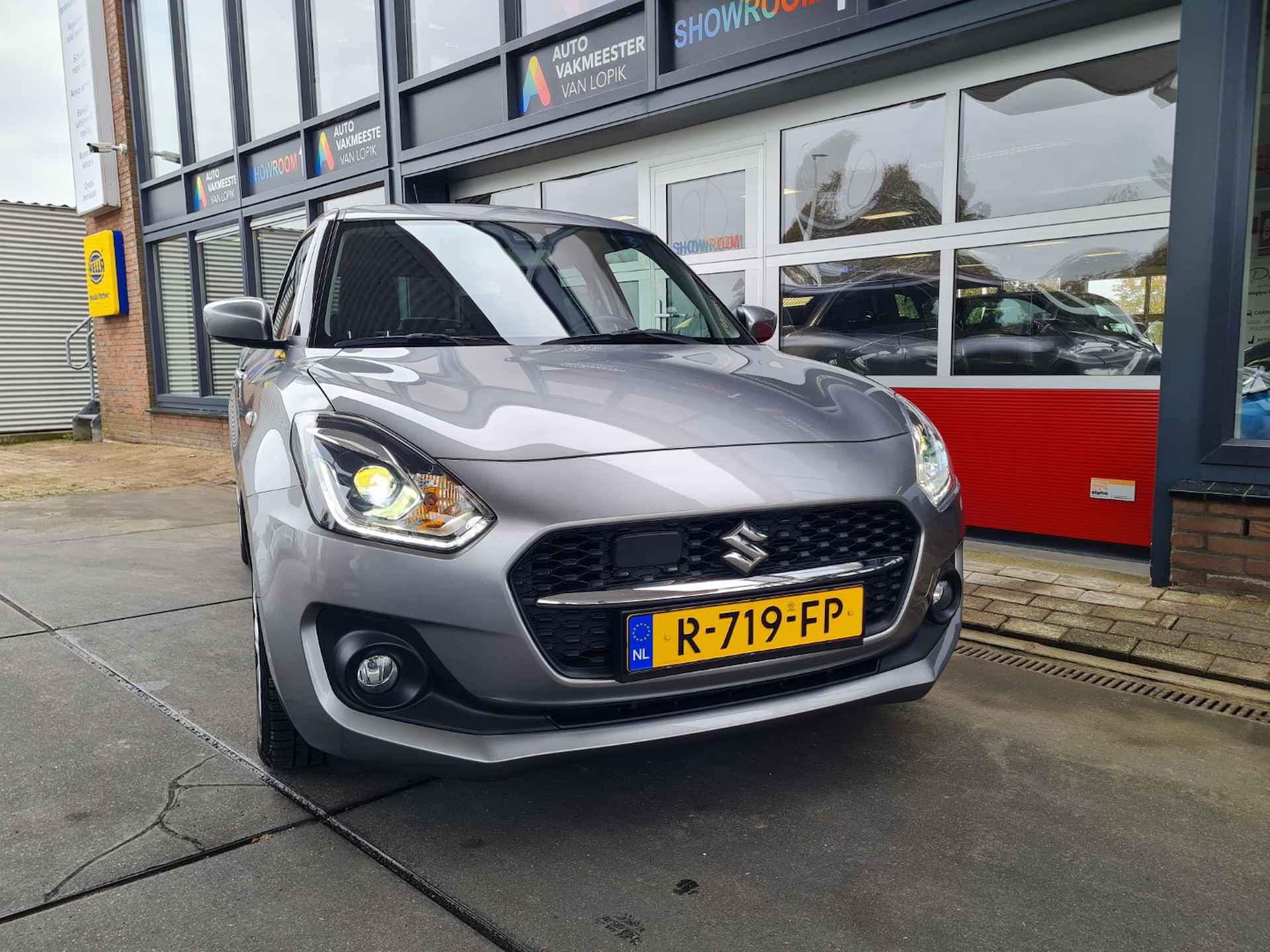 SUZUKI Swift 1.2 DualJet 83pk  Hybr Select Camera Carplay Navi Dab All-in prijs + 12 mnd garantie! - 8/42