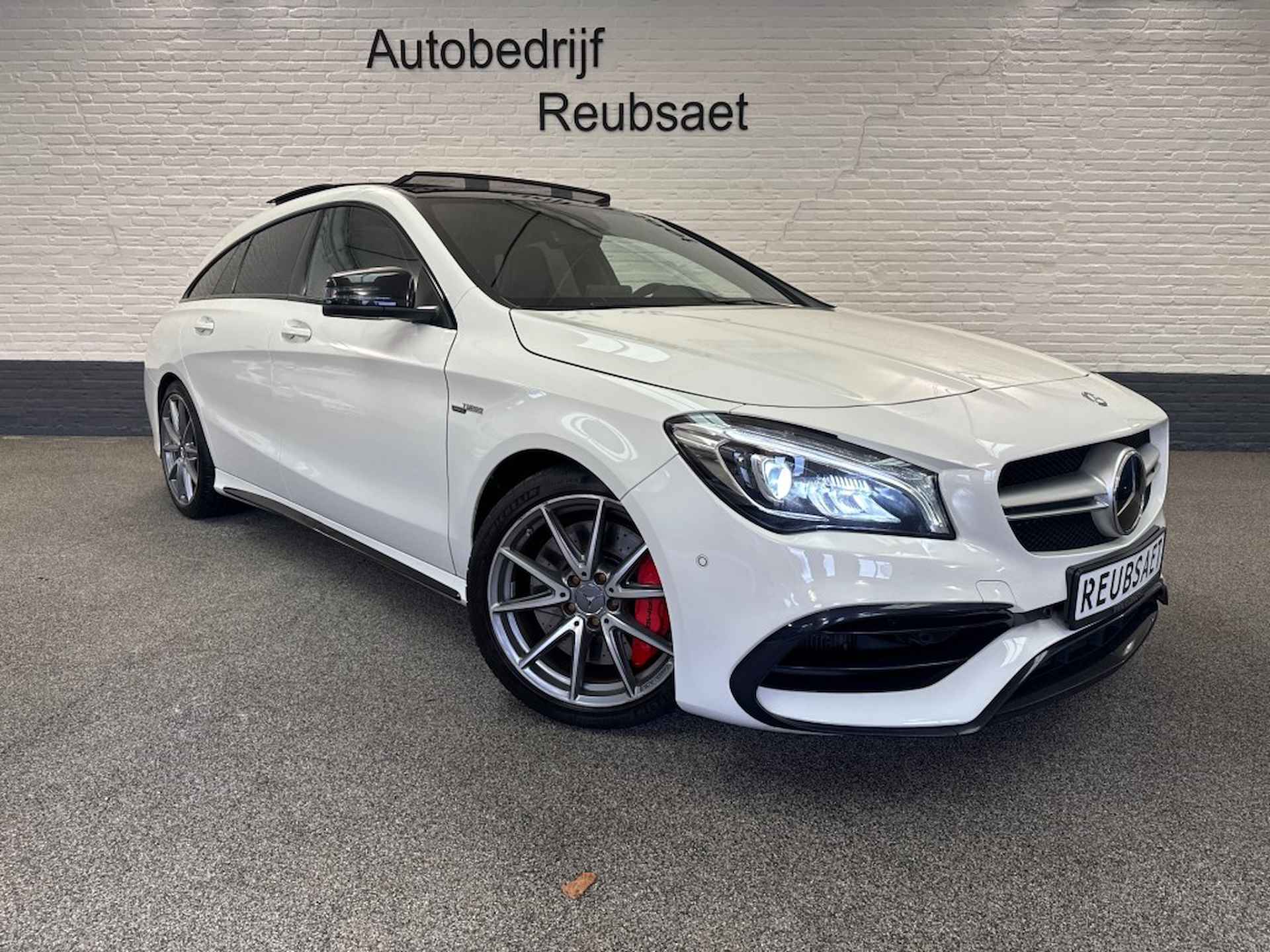 Mercedes-Benz CLA