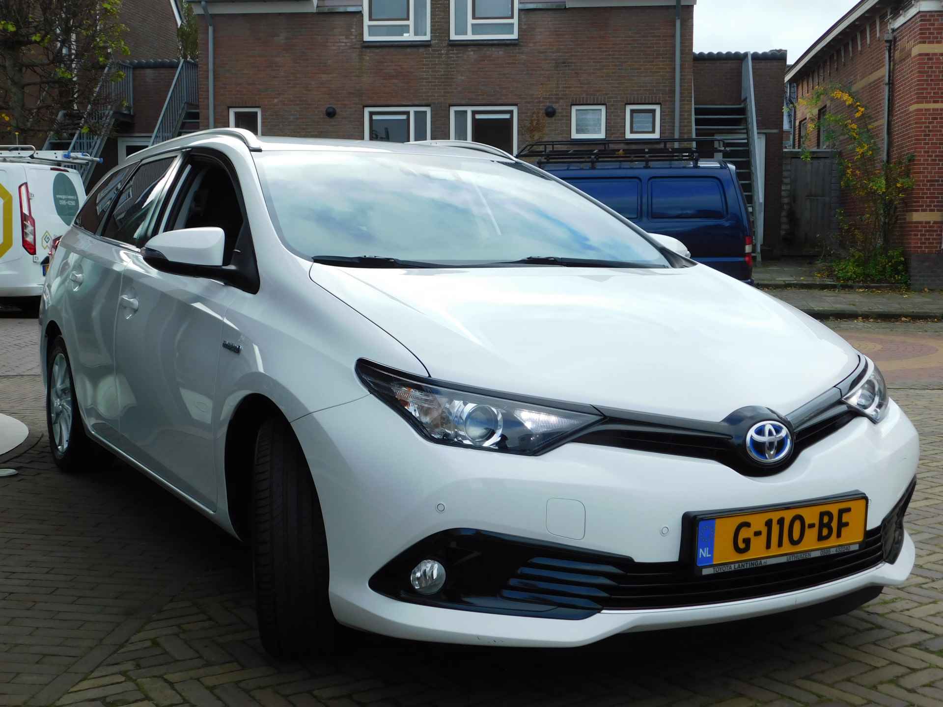 Toyota Auris Touring Sports 1.8 Hybrid Energy Plus - 9/42