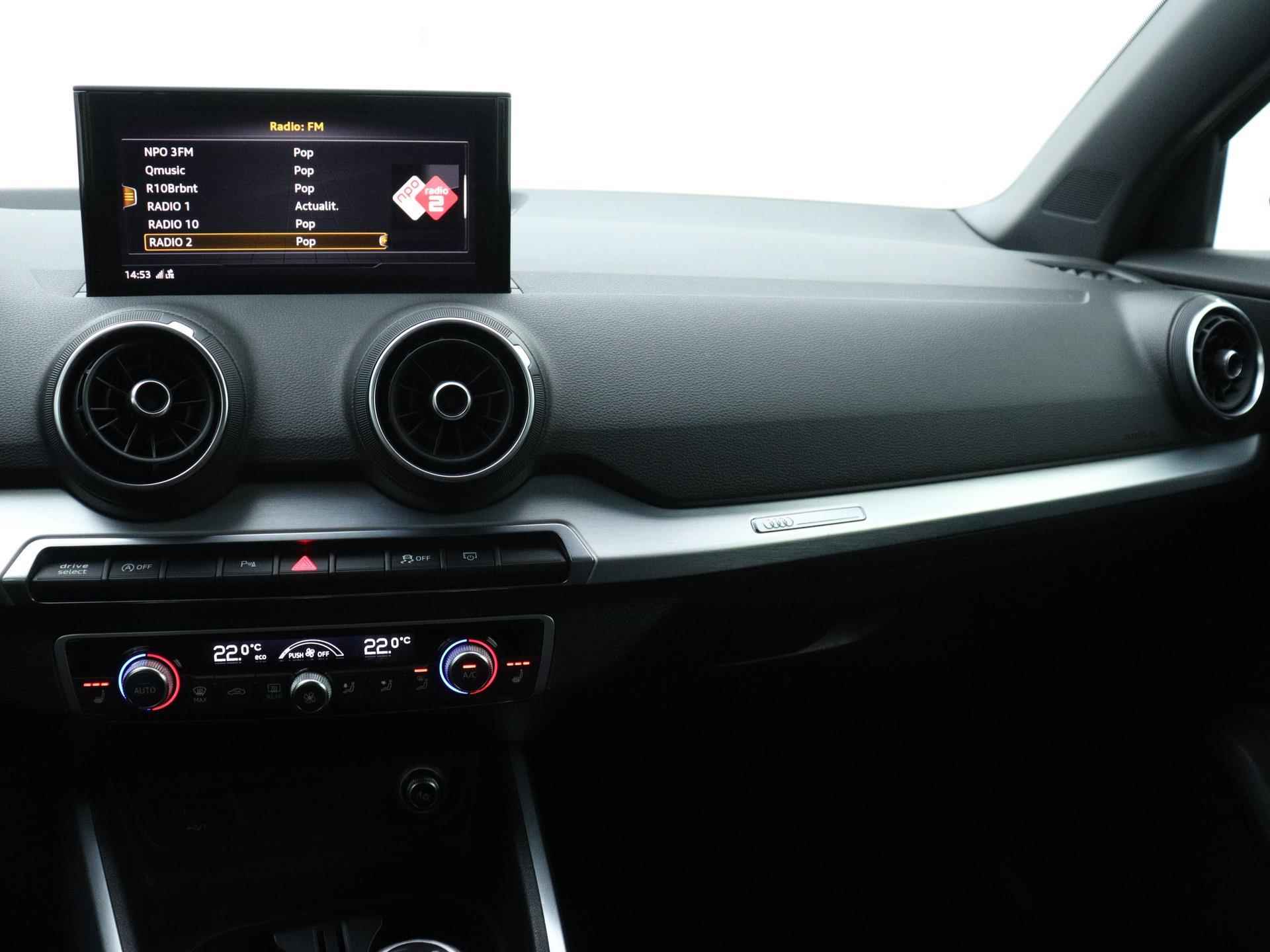 Audi Q2 1.4 TFSI CoD Launch Edition 150 PK | S-line  | Navigatie | Cruise Control | Parkeersensoren | Stoelverwarming | Lichtmetalen velgen | Climate Control | LED | - 12/21