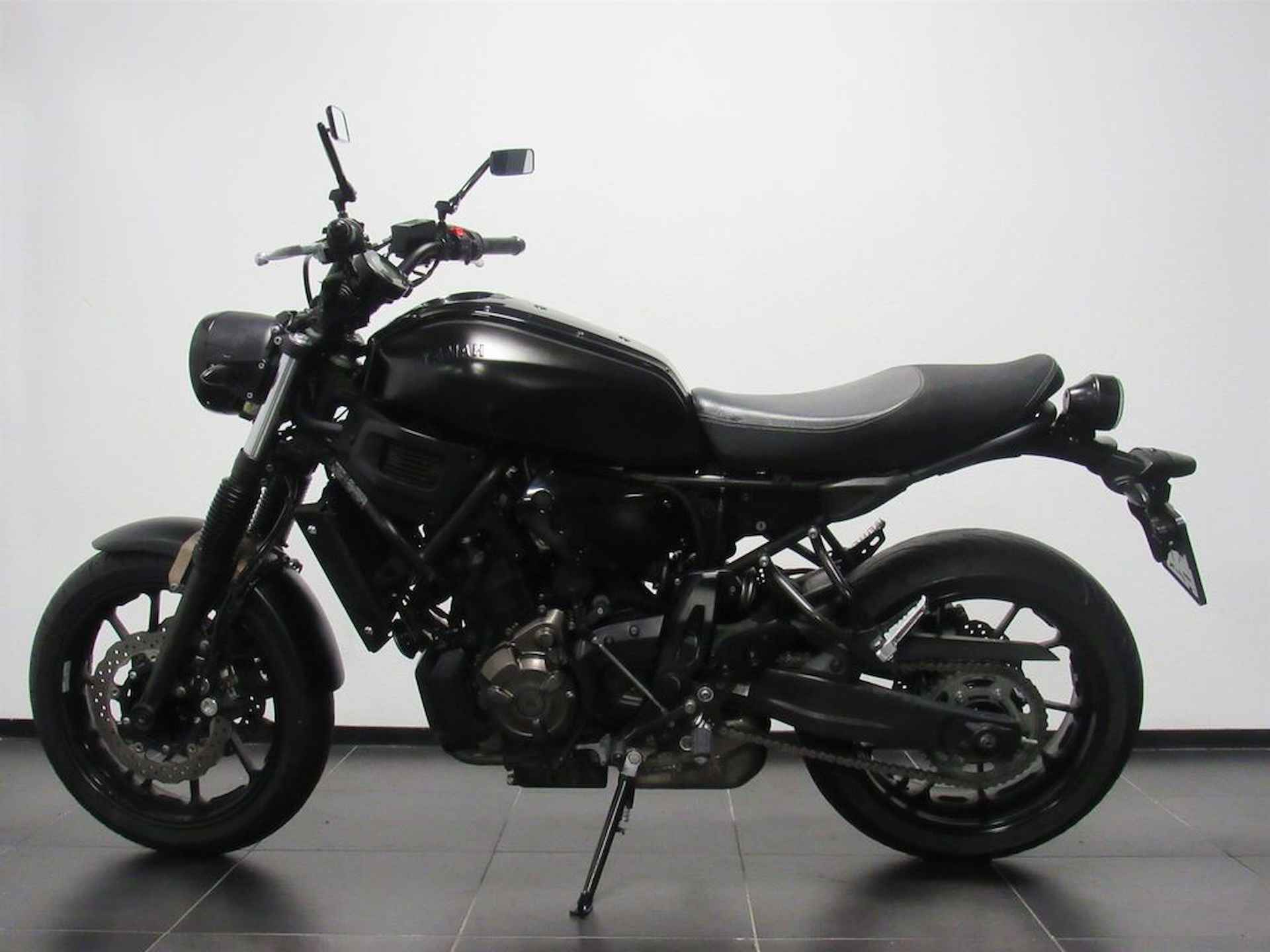 Yamaha XSR 700 ABS - 4/14