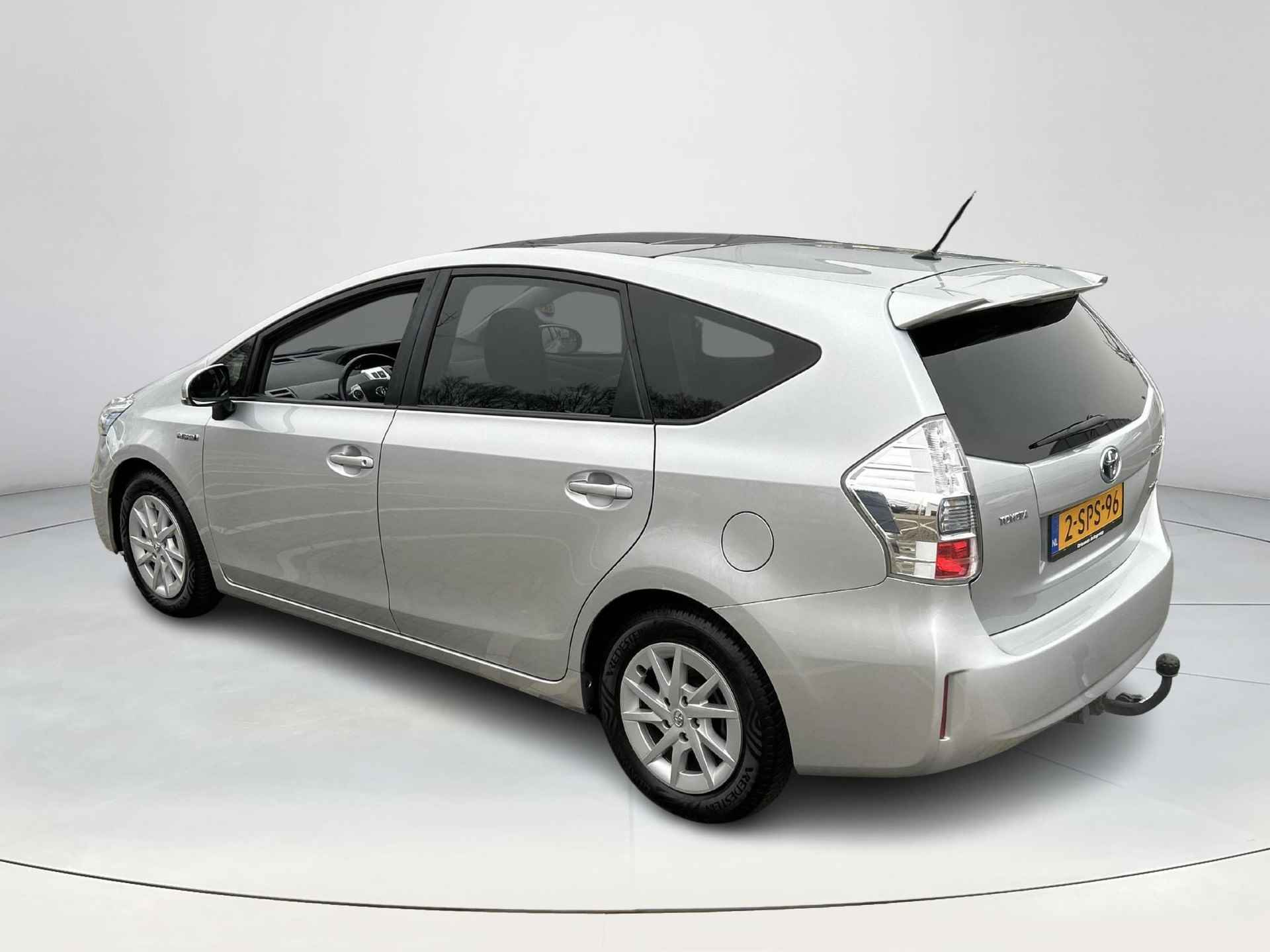 Toyota Prius Wagon 1.8 Aspiration Limited - 4/25