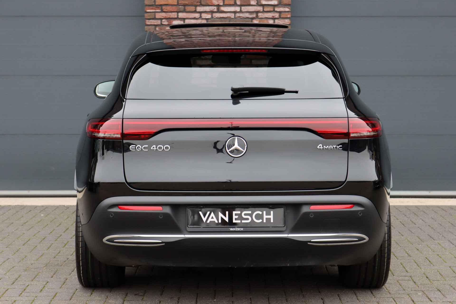 Mercedes-Benz EQC 400 4MATIC Business Line 80 kWh, 49.000,- ex BTW, Schuifdak, Distronic+, Memory, Surround Camera, Advanced Sound System, Rijassistentiepakket, Augmented Reality, Etc. - 16/45