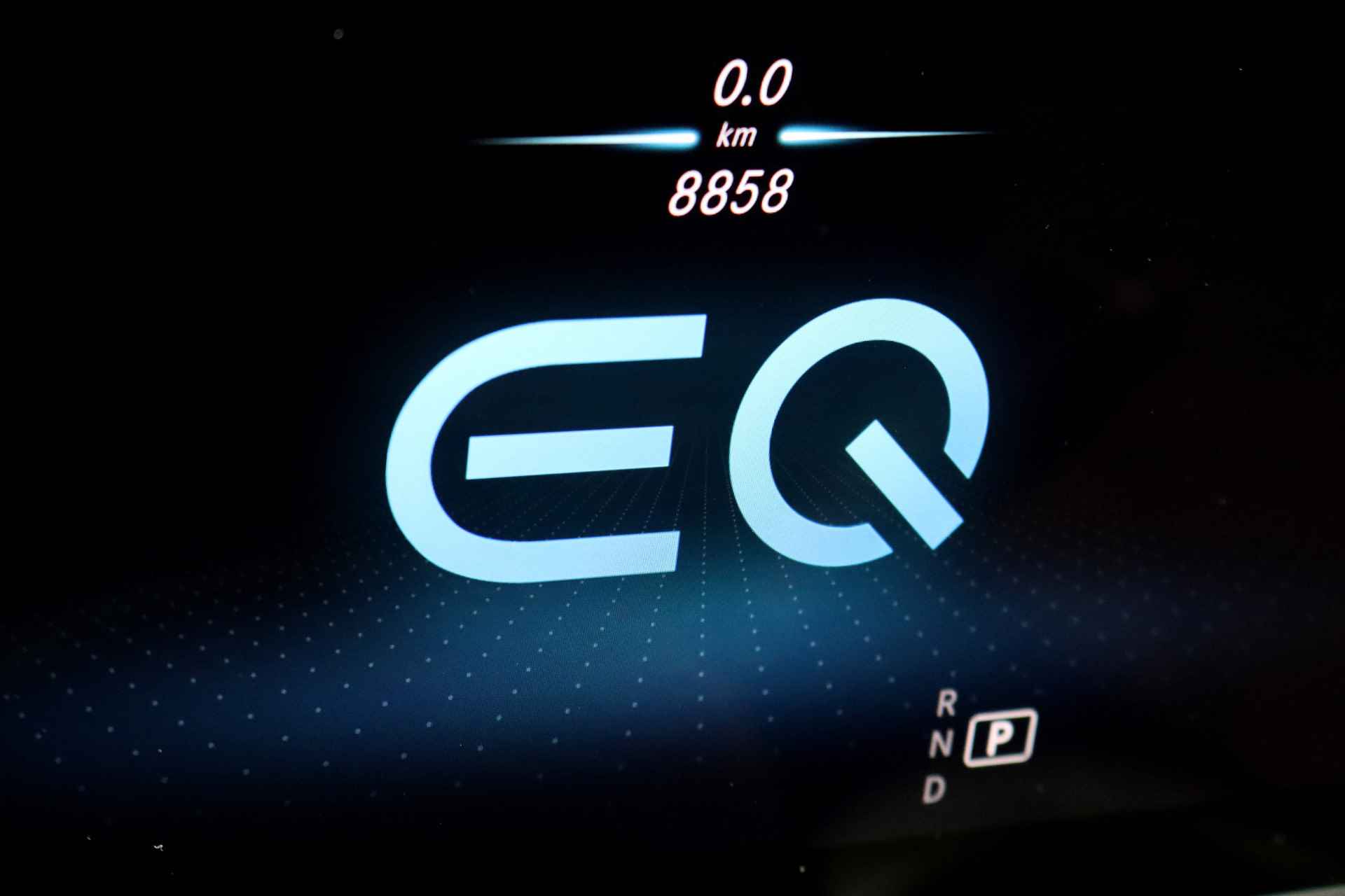 Mercedes-Benz EQC 400 4MATIC Business Line 80 kWh, 49.000,- ex BTW, Schuifdak, Distronic+, Memory, Surround Camera, Advanced Sound System, Rijassistentiepakket, Augmented Reality, Etc. - 31/45