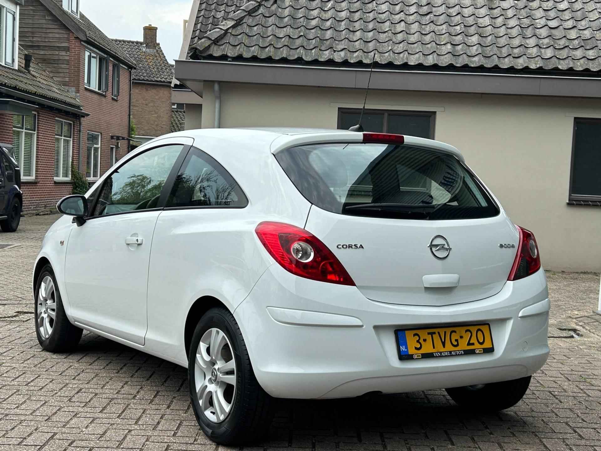 Opel Corsa 1.3 CDTi EcoFlex Business+ Navi Clima Bluetooth Cruise LM-Velgen NAP NL-Auto Dealeronderhouden! - 3/28