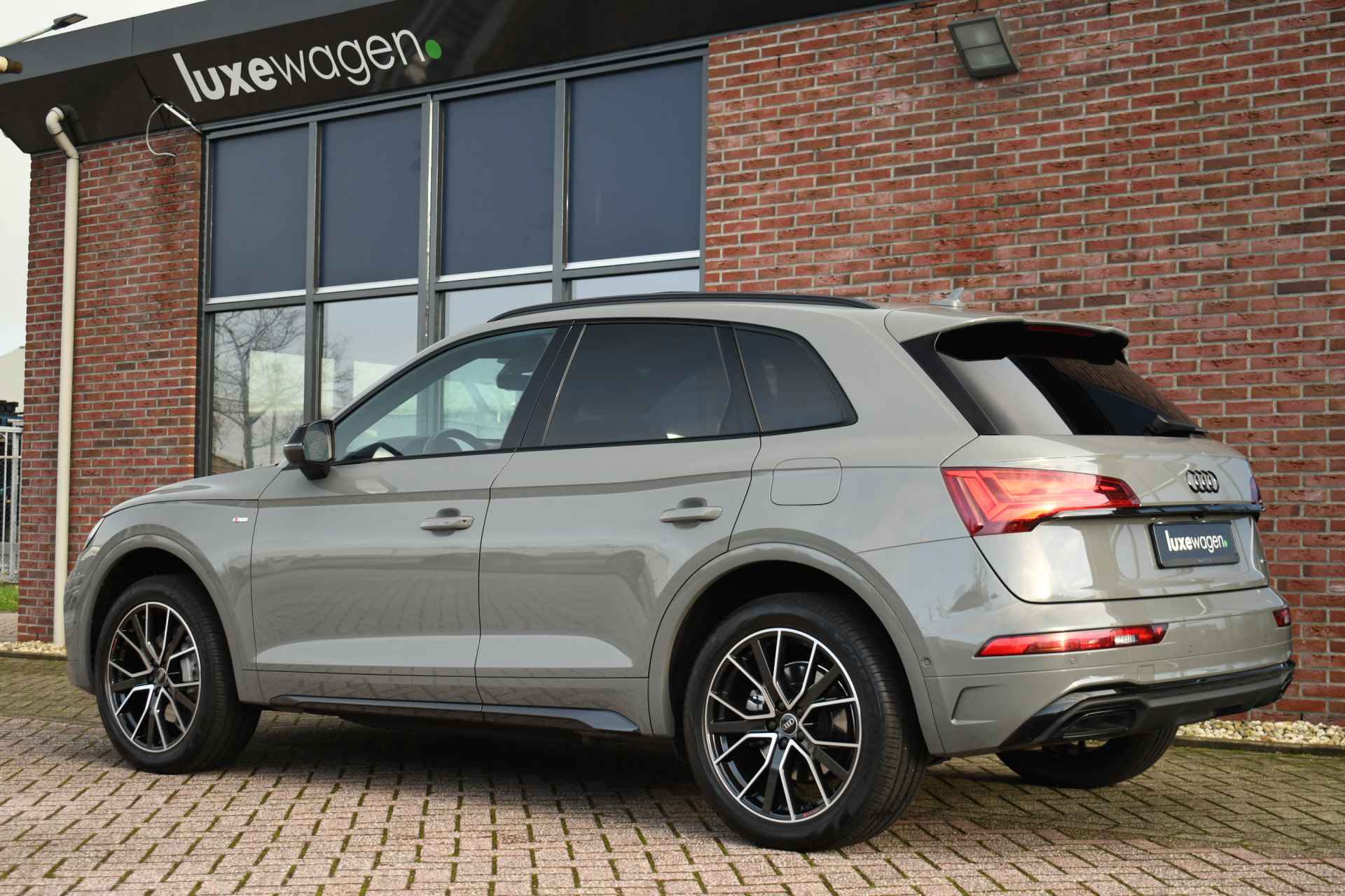 Audi Q5 55 TFSI e quattro S-Edition Pano Trekh ACC 360 El-zetels - 6/82