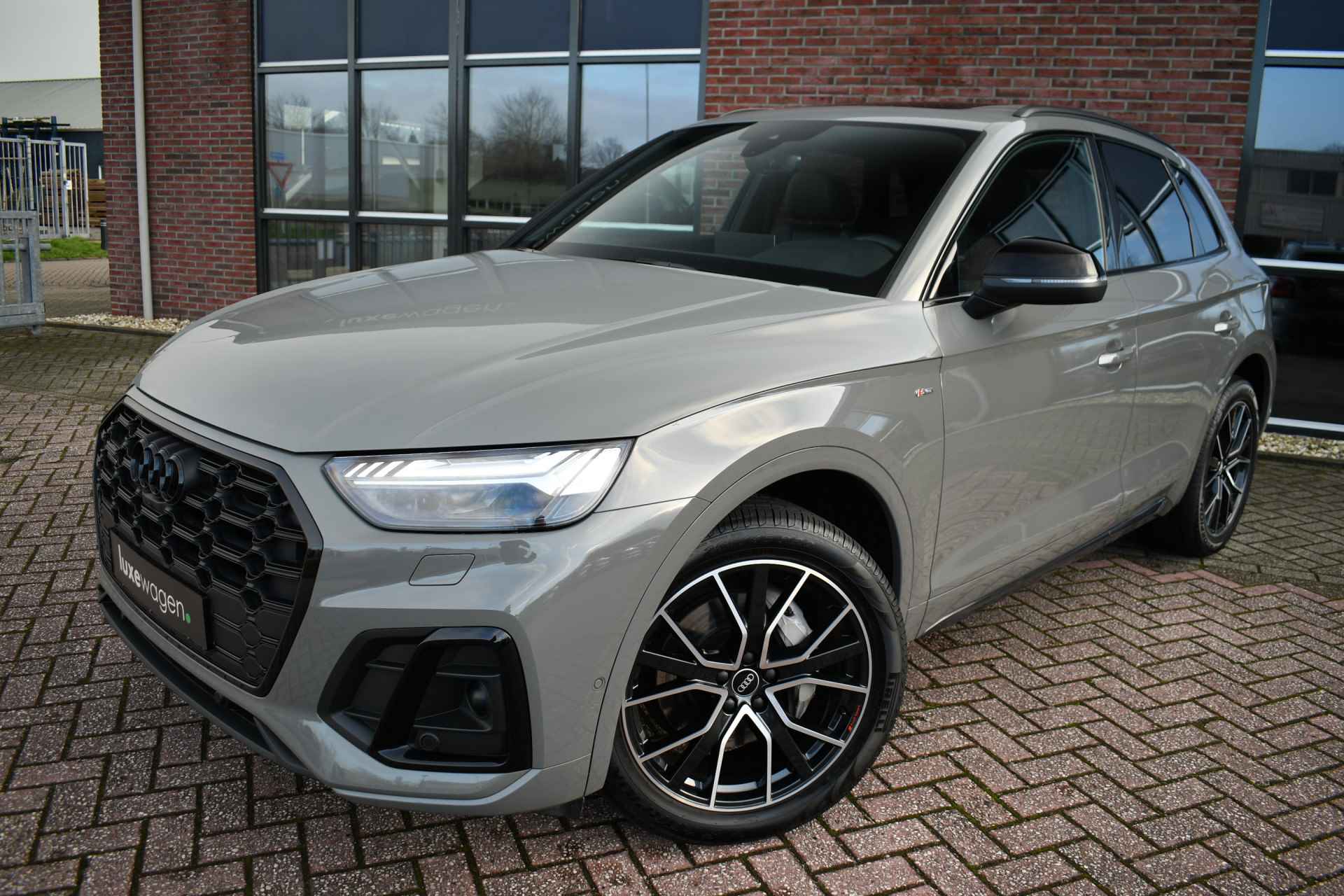 Audi Q5 55 TFSI e quattro S-Edition Pano Trekh ACC 360 El-zetels - 75/82