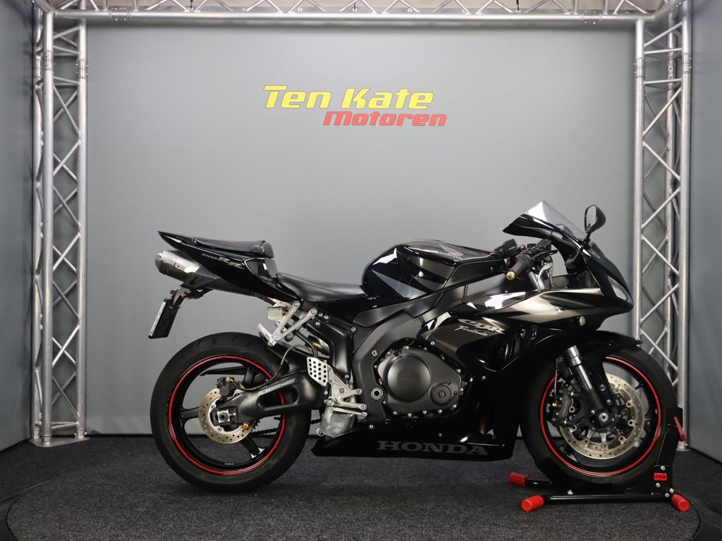 Honda CBR 1000 RR Fireblade