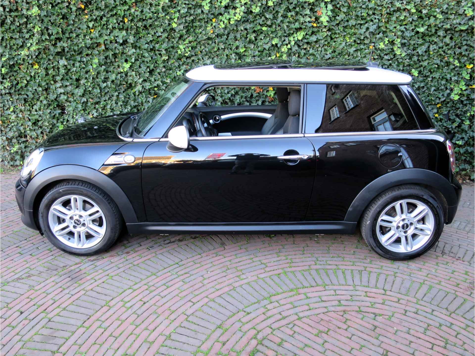 MINI Cooper 1.6 Chili R56 LCI met Pano.dak, Xenon, Navi, HK audio en 16" - 6/45