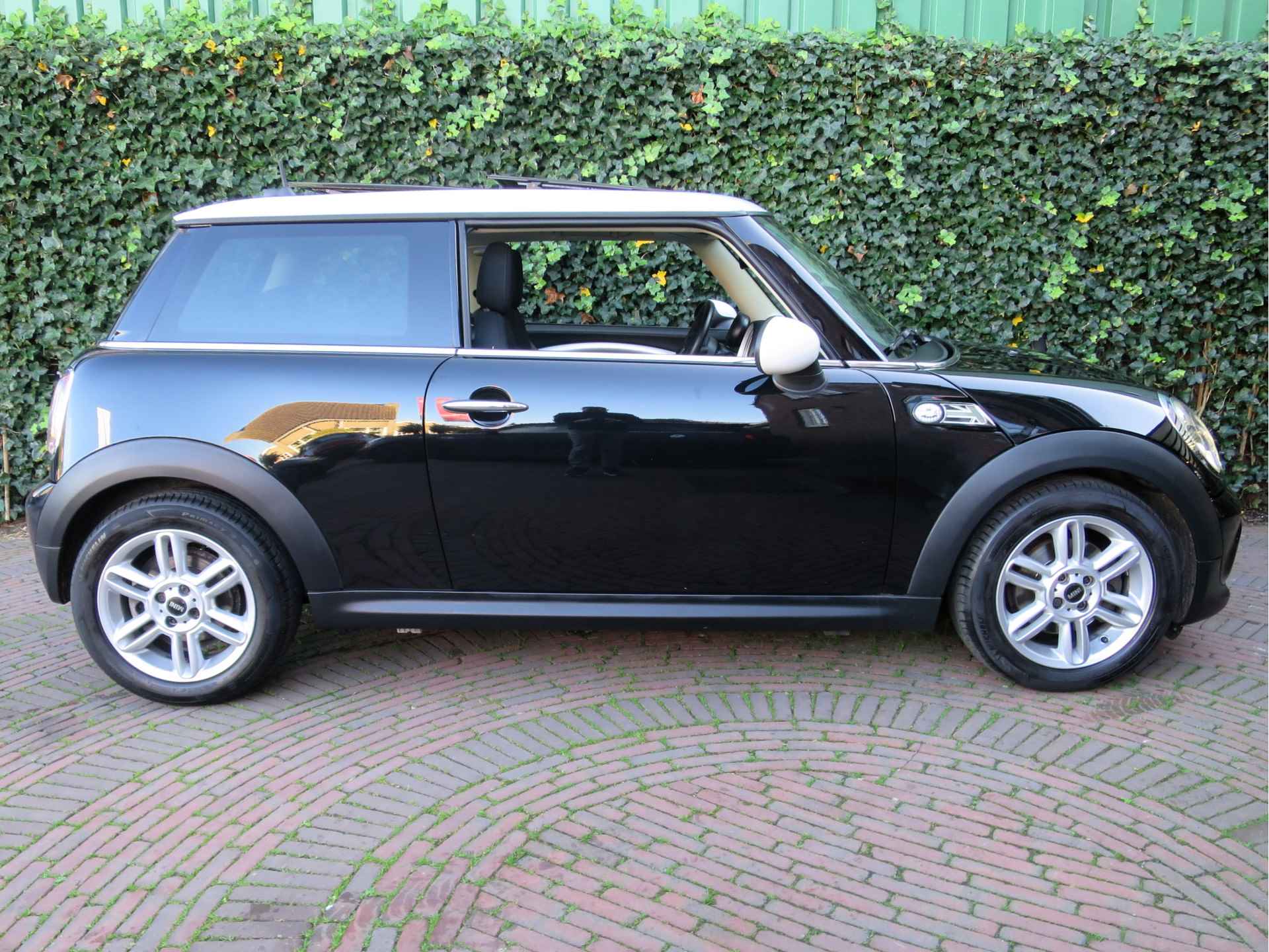 MINI Cooper 1.6 Chili R56 LCI met Pano.dak, Xenon, Navi, HK audio en 16" - 34/45