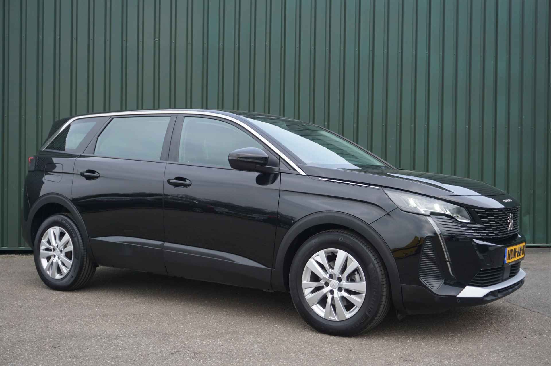 Peugeot 5008 1.2 PureTech 130pk Automaat + 7-persoons/ Carplay/ Navi/ Camera/ Nieuw model/ Garantie! - 5/40