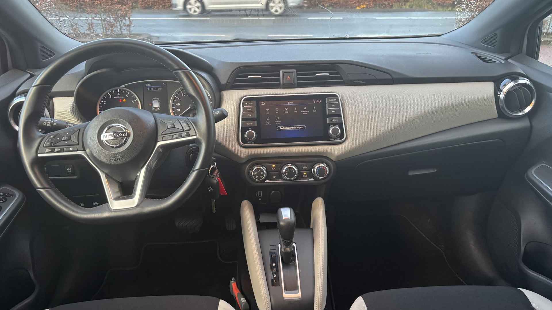 Nissan Micra 1.0 IG-T N-Connecta - 4/28