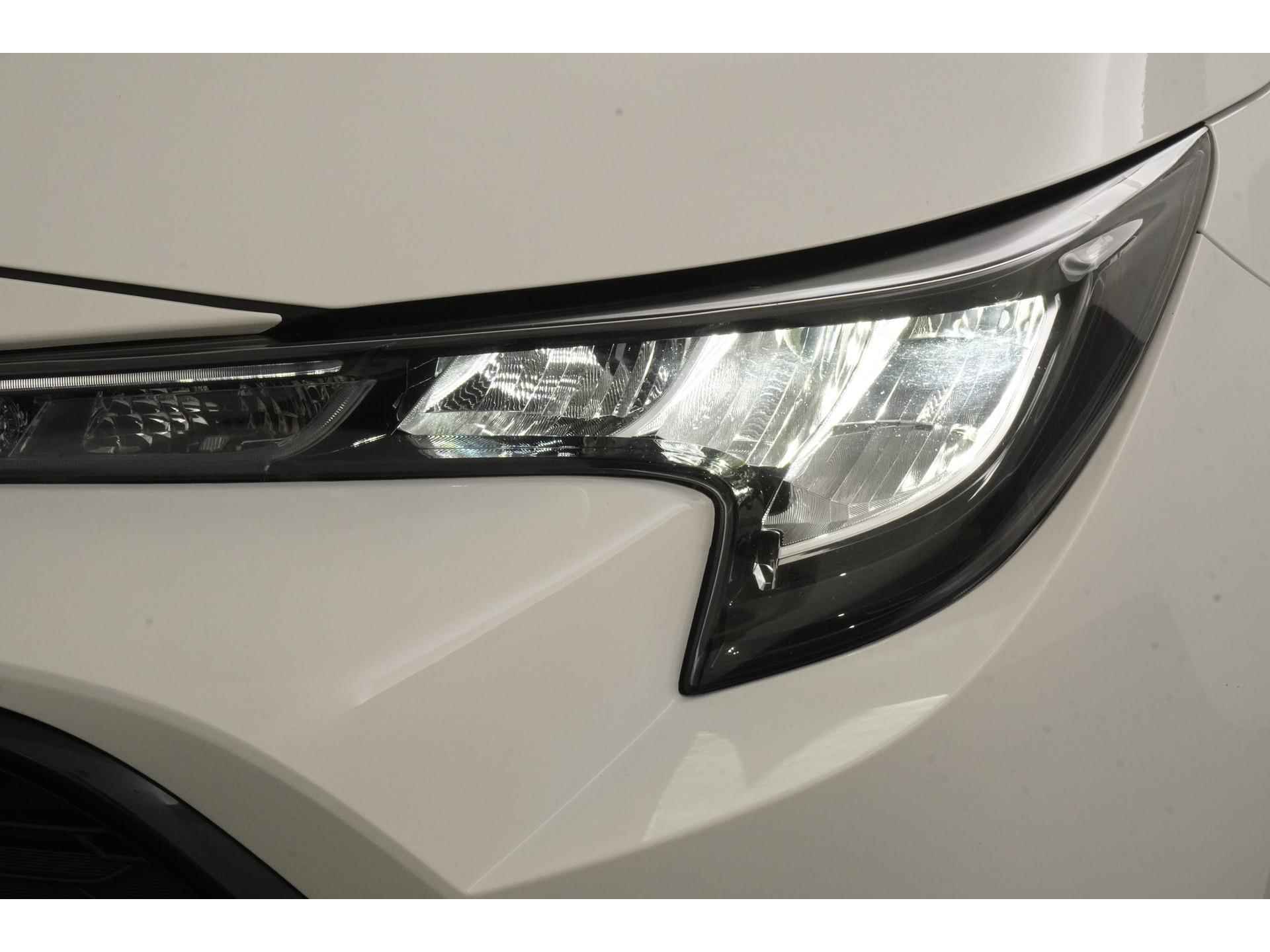 Toyota Corolla Touring Sports 1.8 Hybrid Active | LED | Camera | Carplay | Adapt cruise |  Zondag Open! - 34/39