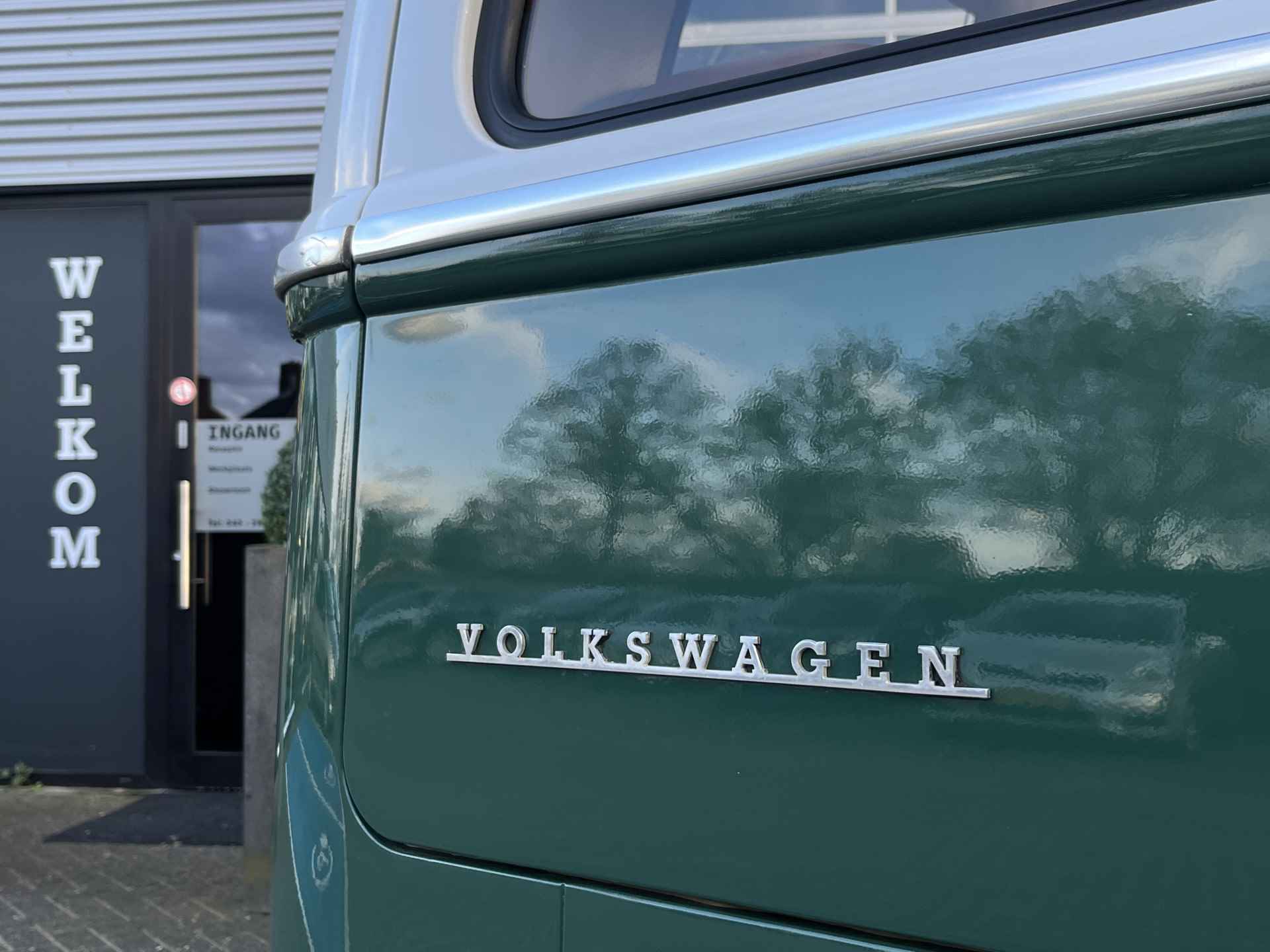 Volkswagen 221021 T2A De Luxe Volledig gerestaureerd - 11/32