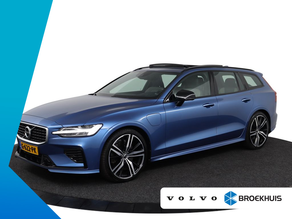 Volvo V60 T8 AWD R-Design | Semi elektrische trekhaak | Elektrisch verstelbare voorstoelen incl. geheugen |Grafisch Head-up Display | Pano Stoel & stuurwielverwarming | Adaptieve cruise control incl. BLIS |Harman Kardon |   DAB+ | Apple Carplay |