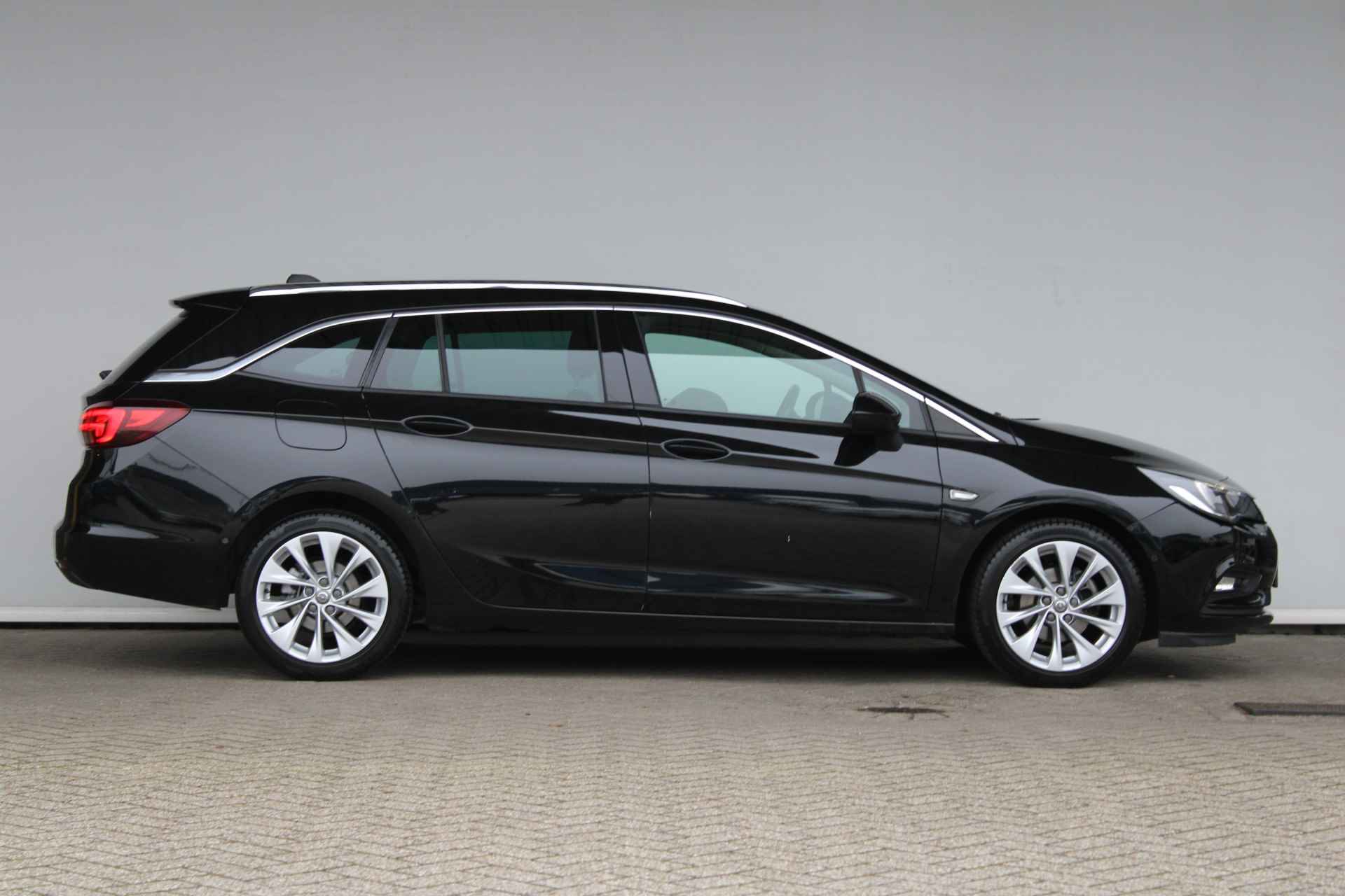 Opel Astra Sports Tourer 1.4 Turbo Innovation - 8/32