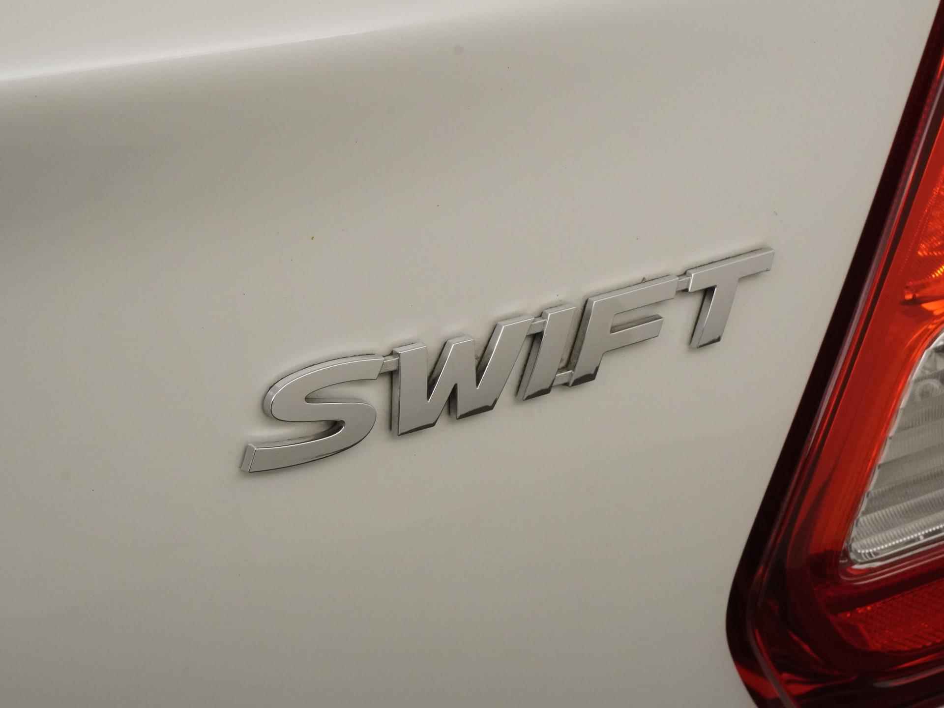 Suzuki Swift 1.2 Comfort | Airco | Bluetooth | Zondag Open! - 18/28