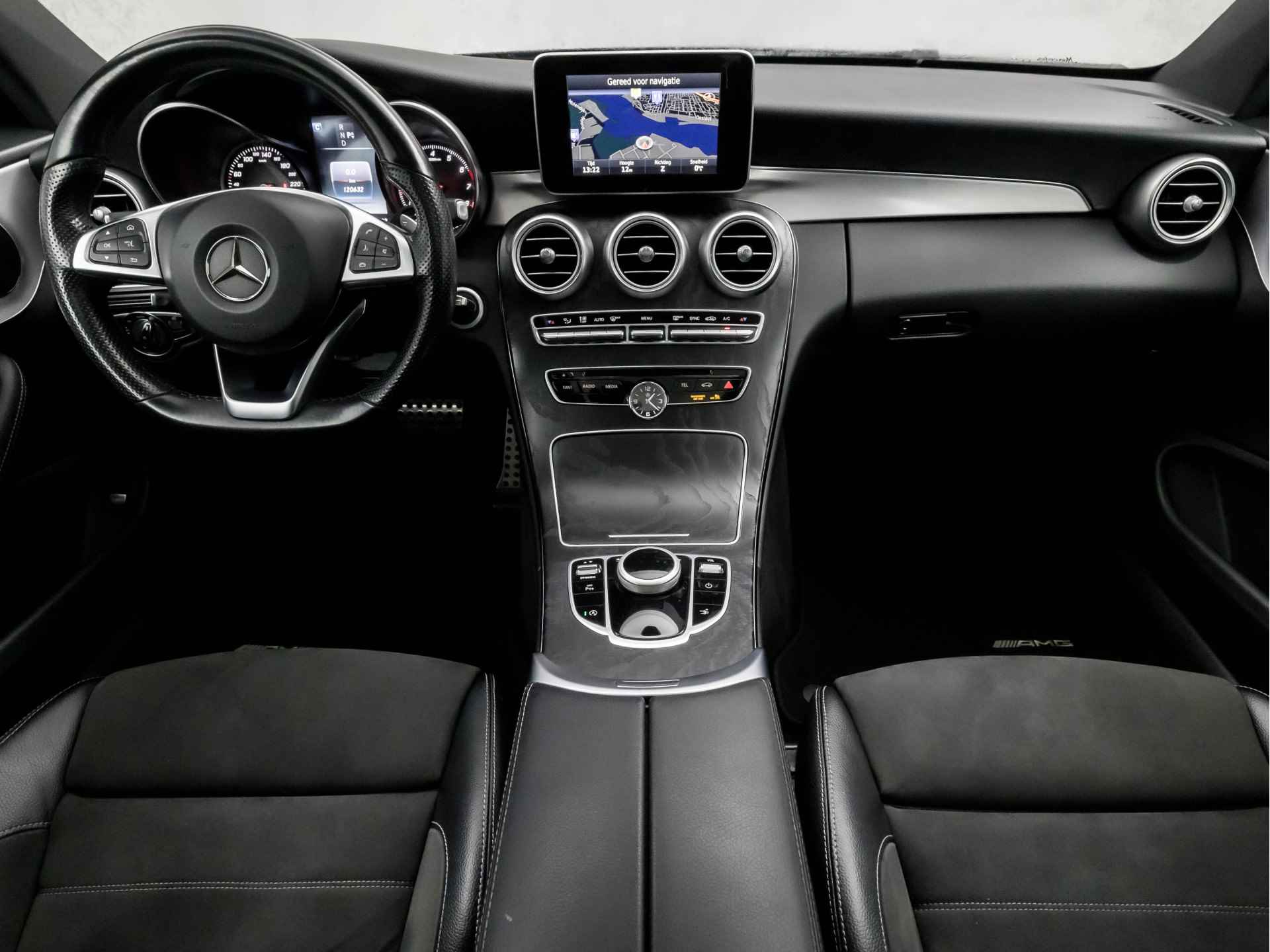 Mercedes-Benz C-Klasse Coupé 180 Edition 1 157Pk Automaat (SCHUIFDAK, NAVIGATIE, STOELVERWARMING, LEDER/ALCANTARA, ZWART HEMEL, SPORTSTOELEN, FLIPPERS, LED KOPLAMPEN, NIEUWE APK, NIEUWSTAAT) - 6/32